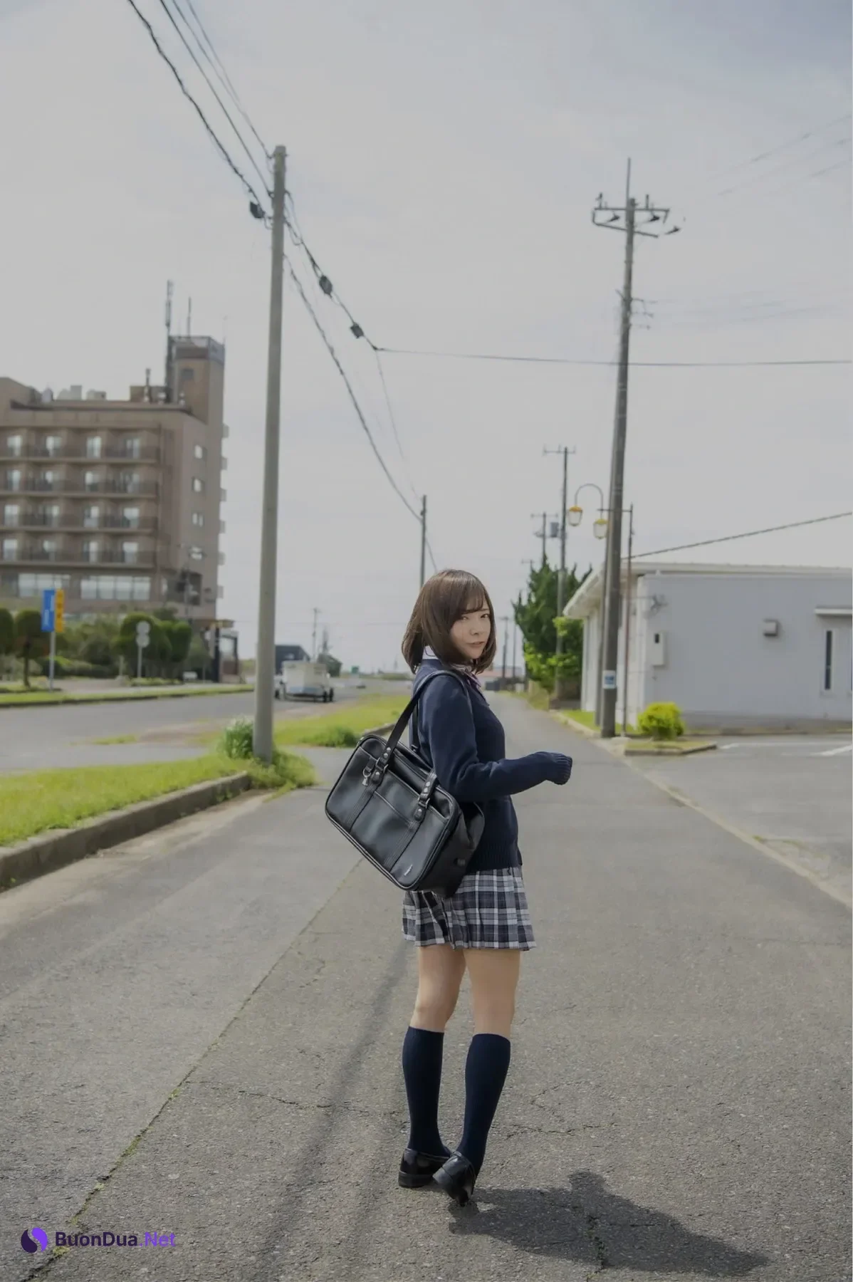 School Uniforms & Miss Short Cut Best 制服×ショートカット Set.02 - Photo 19