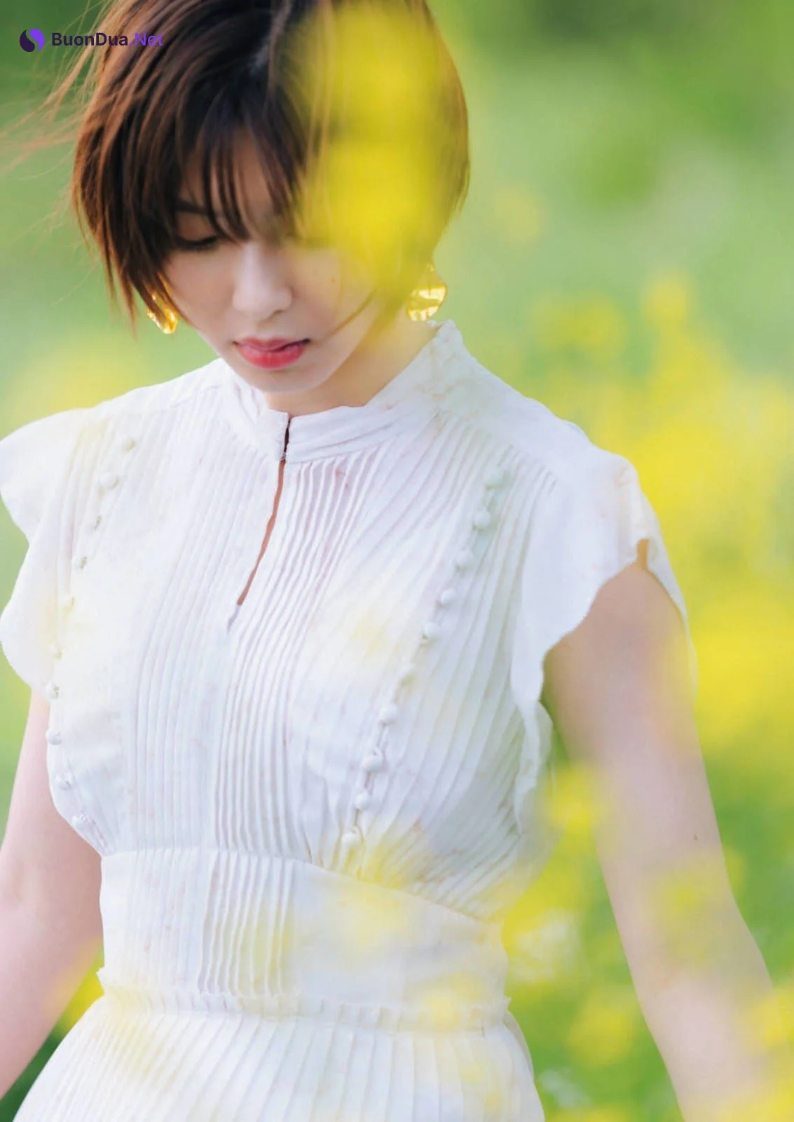 Sei Shiraishi 白石聖, Shukan Bunshun 2021.06.10 (週刊文春 2021年6月10日号) - Photo 3