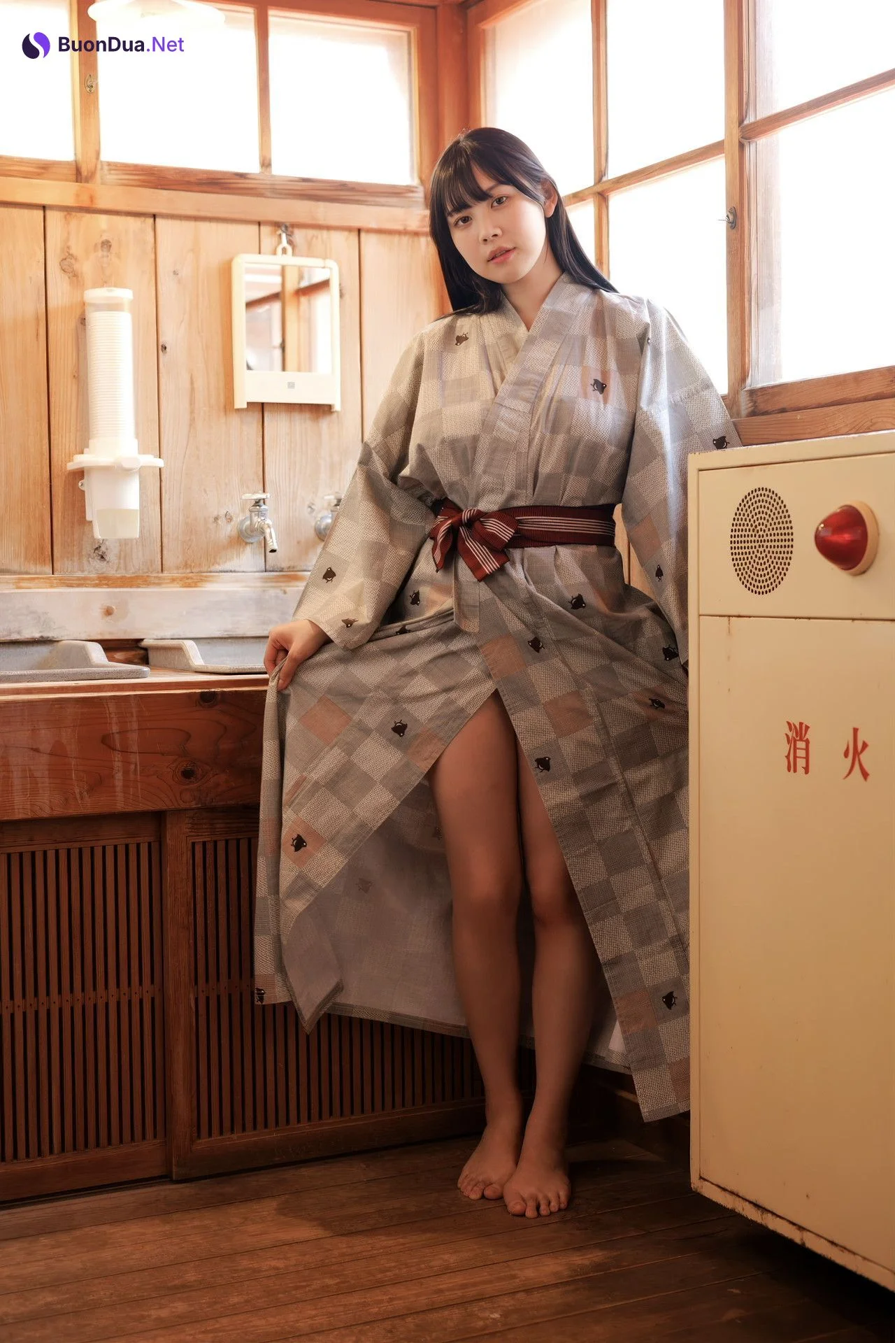 Seina Shinomi 篠見星奈, 写真集 「SEINA MODE 流れ星をみた」 Set.01 - Photo 2