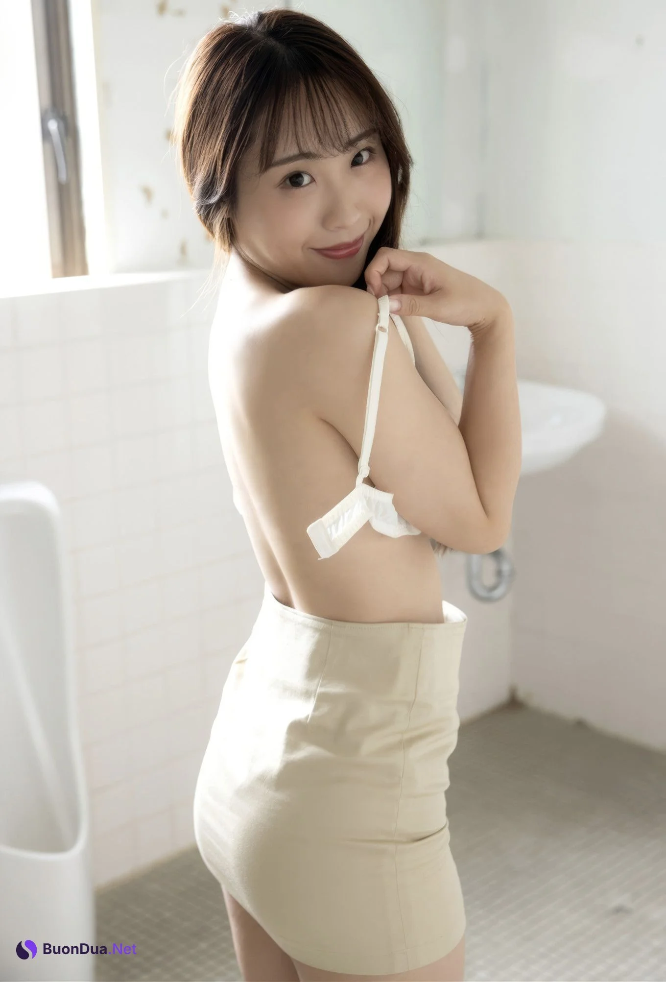 Sena Kasumi 香澄せな, グラビア写真集 [裸の先生] - Photo 18