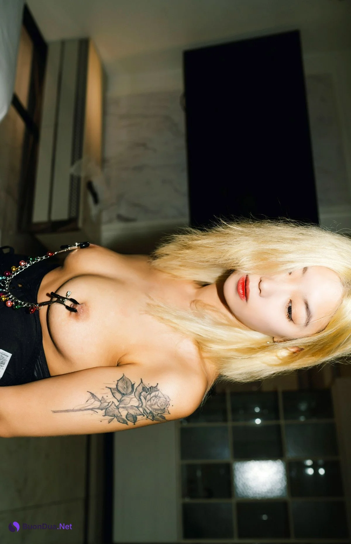 Seol-Ah 설아, Moon Night Snap ‘Hot Debut’ Set.01 - Photo 16