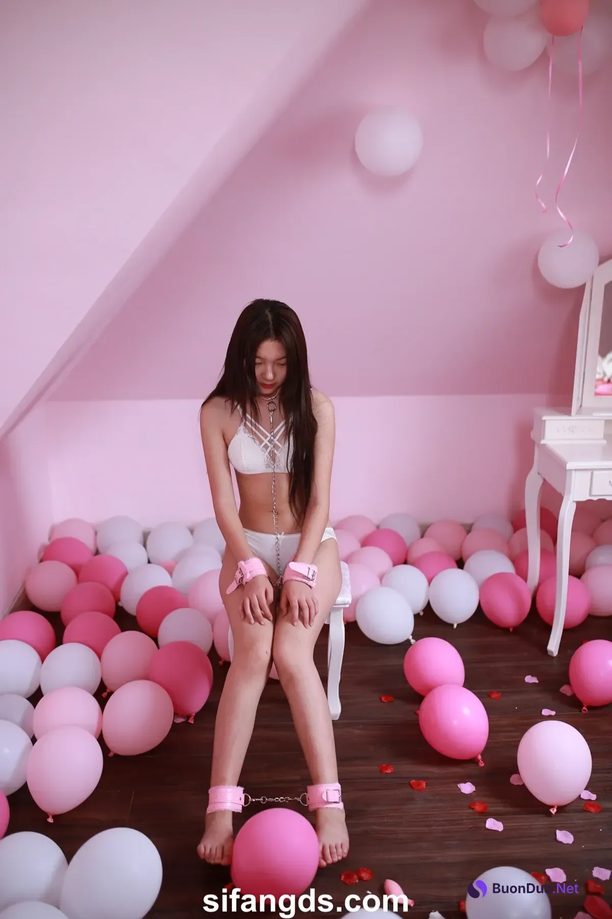 小可爱 – 隔壁班的那个女孩 白嫩清纯校花 全尺度私拍 Set.01 - Photo 3