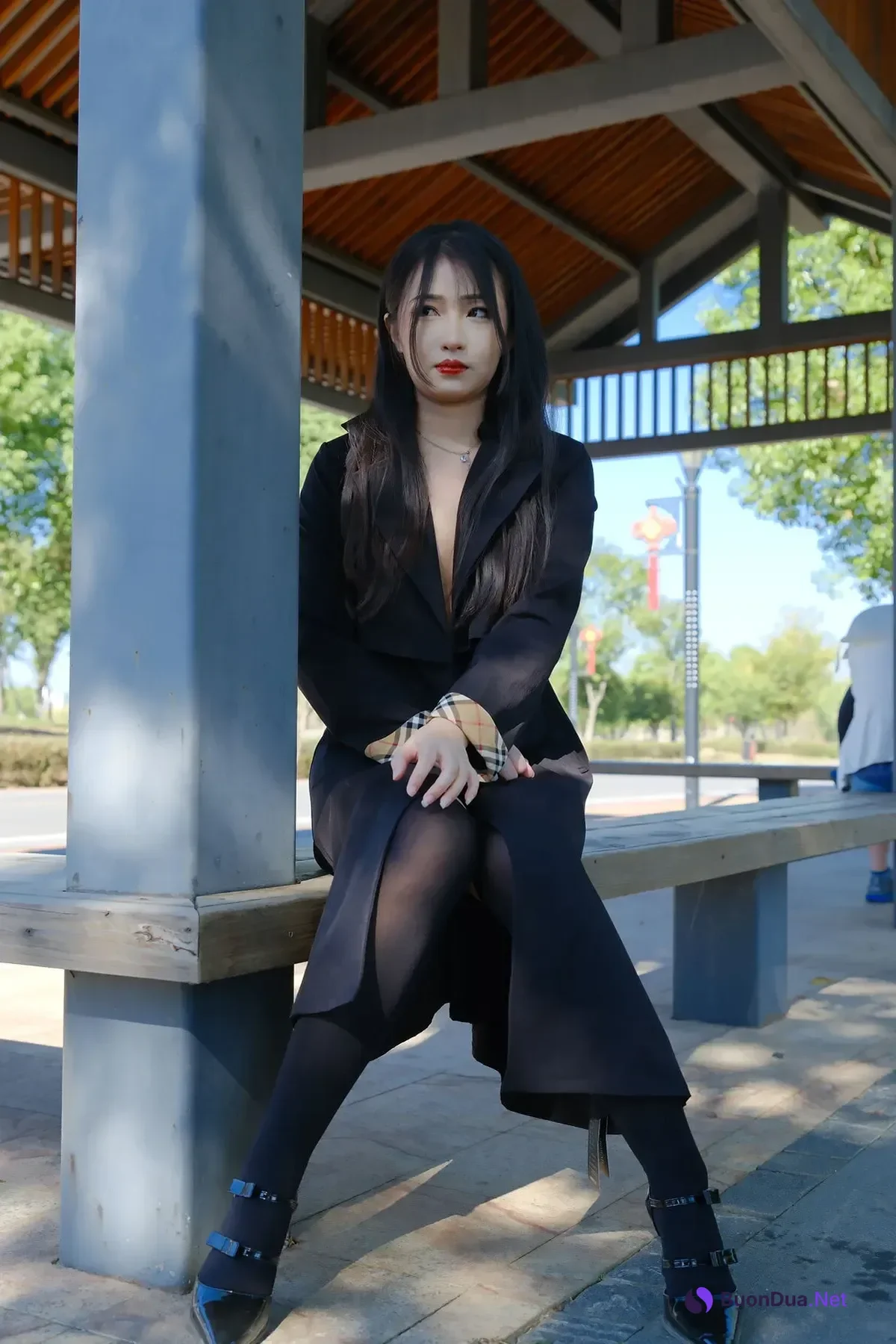 小泽 – 黑丝御姐 户外露出 Set.02 - 사진 17
