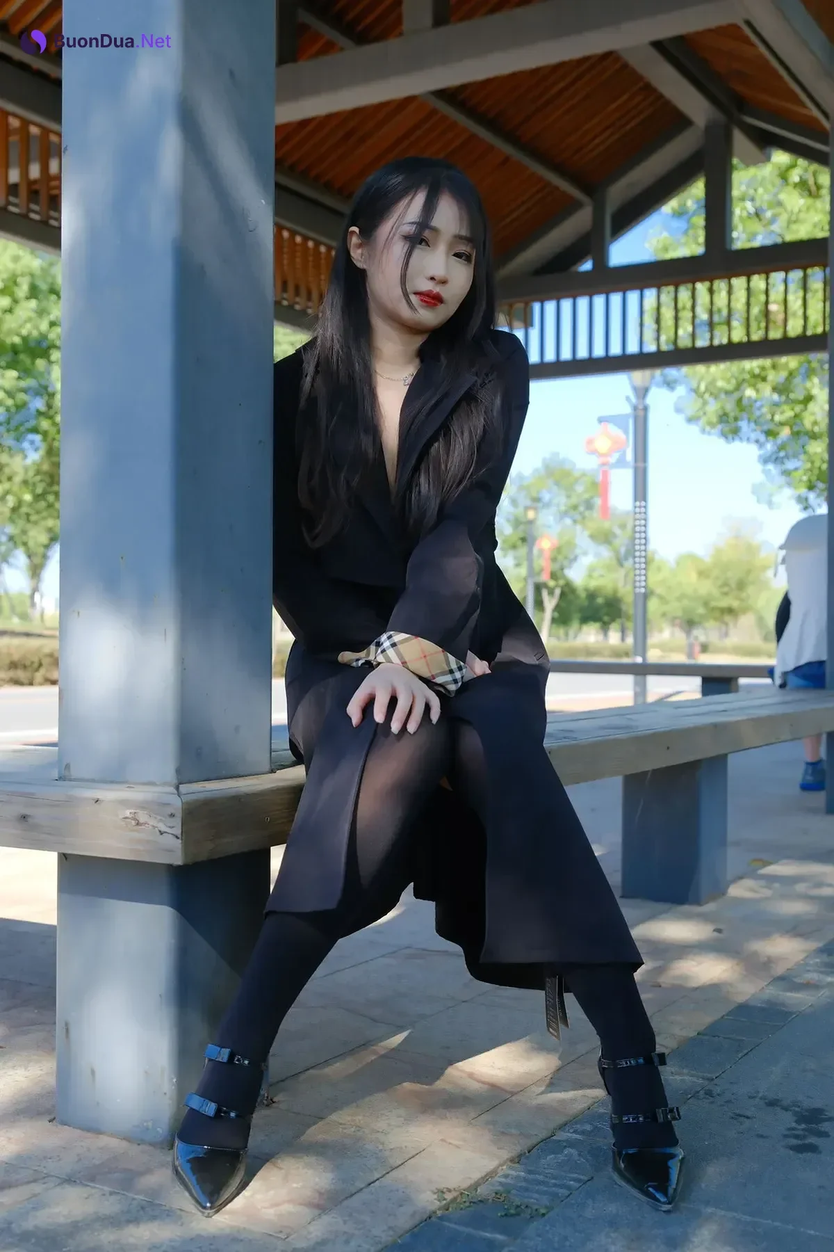 小泽 – 黑丝御姐 户外露出 Set.02 - 사진 19
