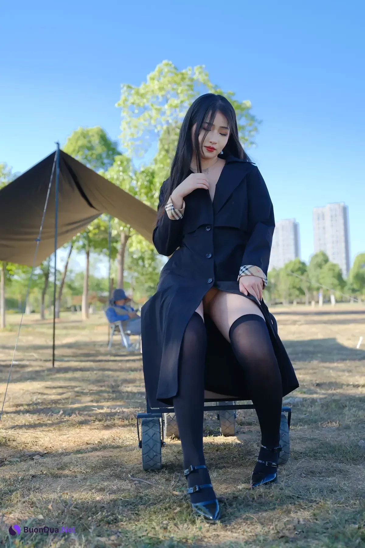 小泽 – 黑丝御姐 户外露出 Set.02 - 사진 3