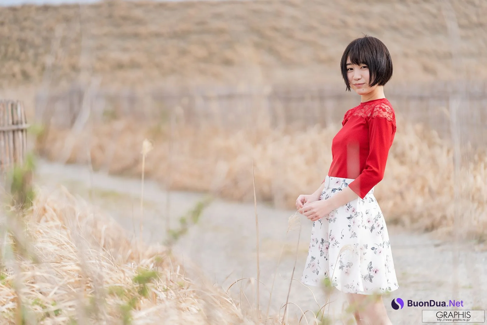 Shiho Fujie 藤江史帆, [Graphis] Gals 「Pele Clara」 Vol.02 - Photo 2