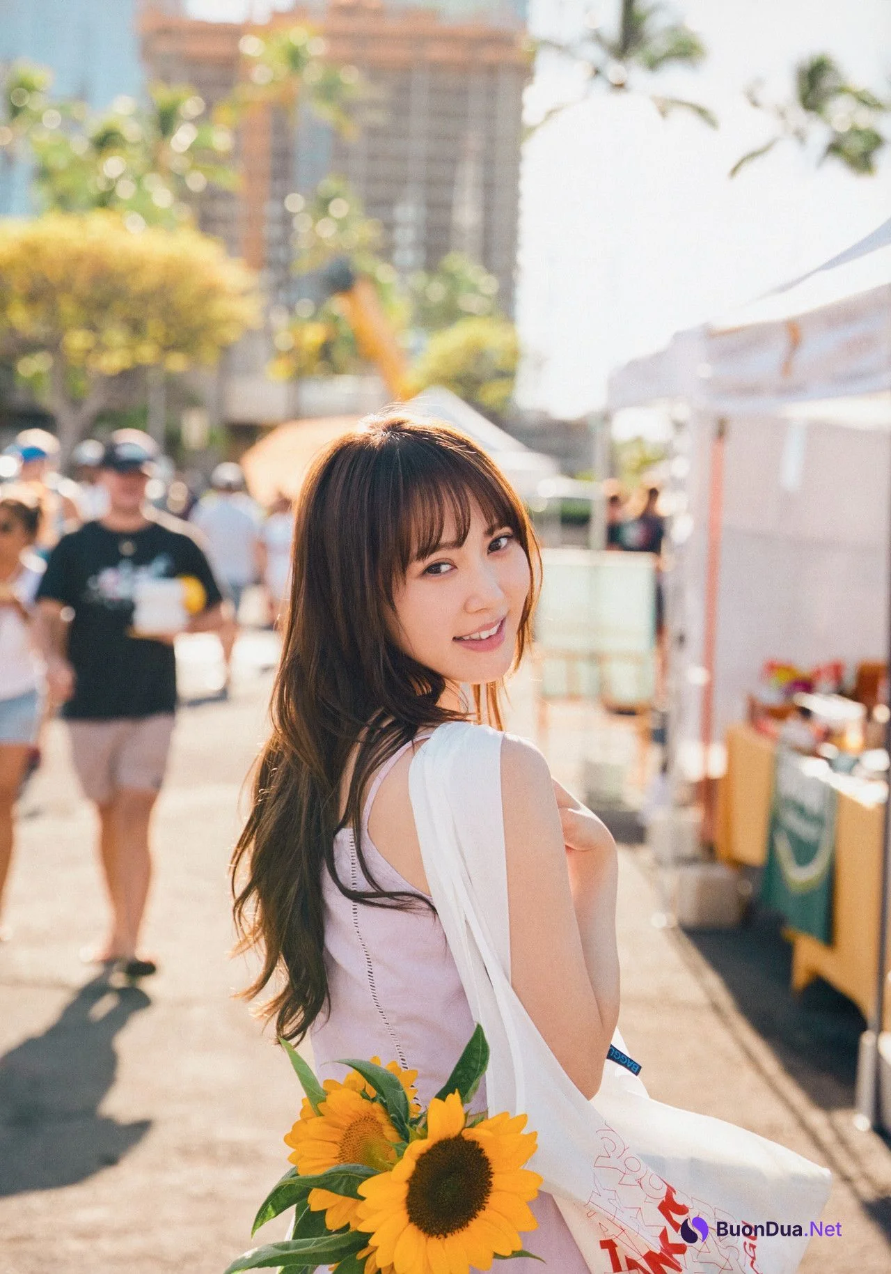Shiho Kato 加藤史帆, 1st 写真集 #会いたい (#Aitai) Set.01 - Photo 14