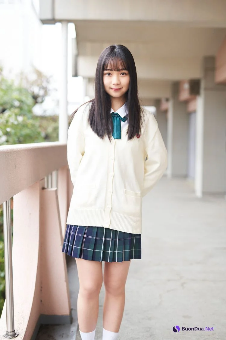 Shiori Ikemoto 池本しおり, Young Magazine 2021 No.07 (ヤングマガジン 2021年7号) - Photo 7