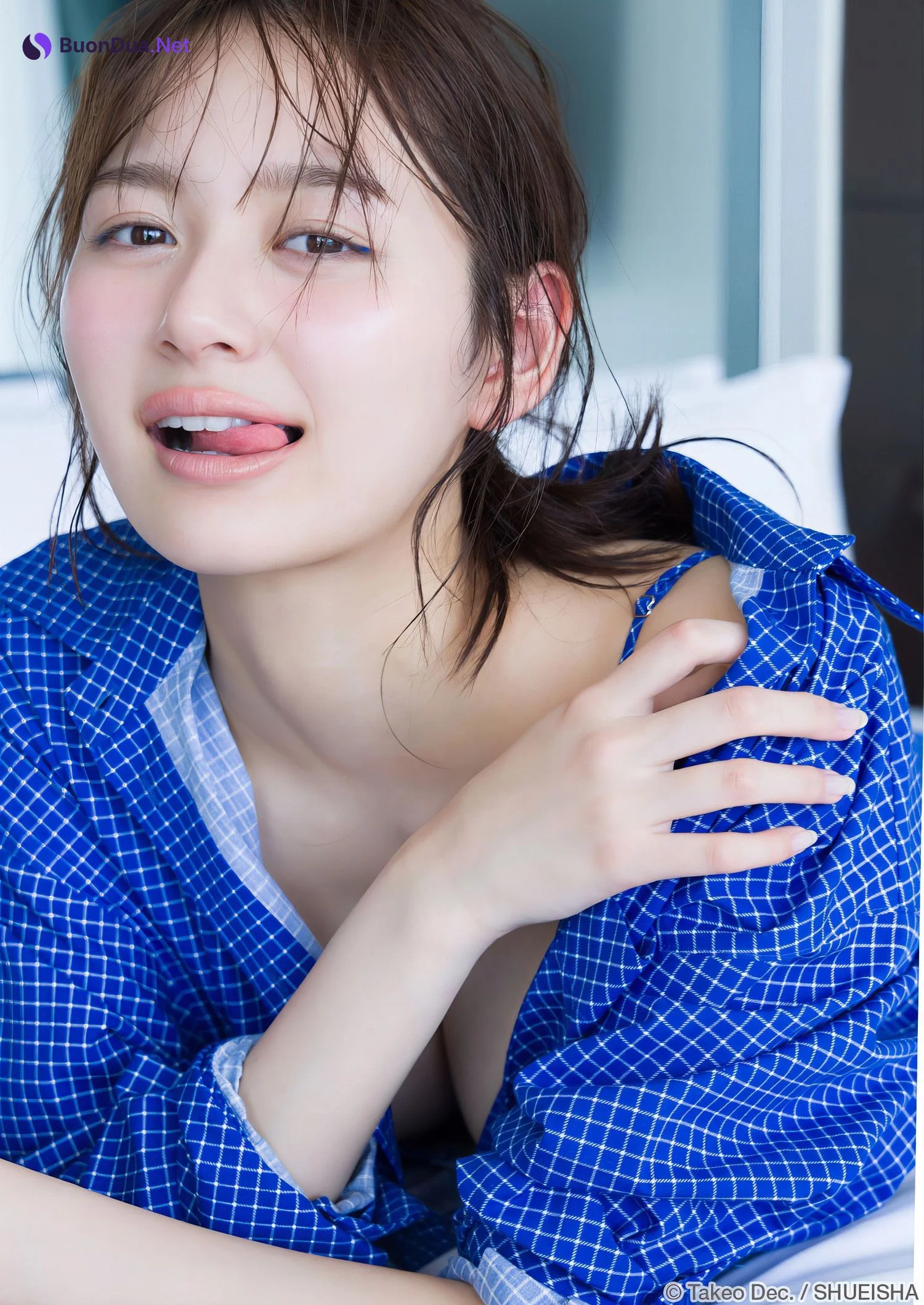 Shiori Kato 加藤栞, Young Jump 2024 No.19 (ヤングジャンプ 2024年19号) - Photo 12