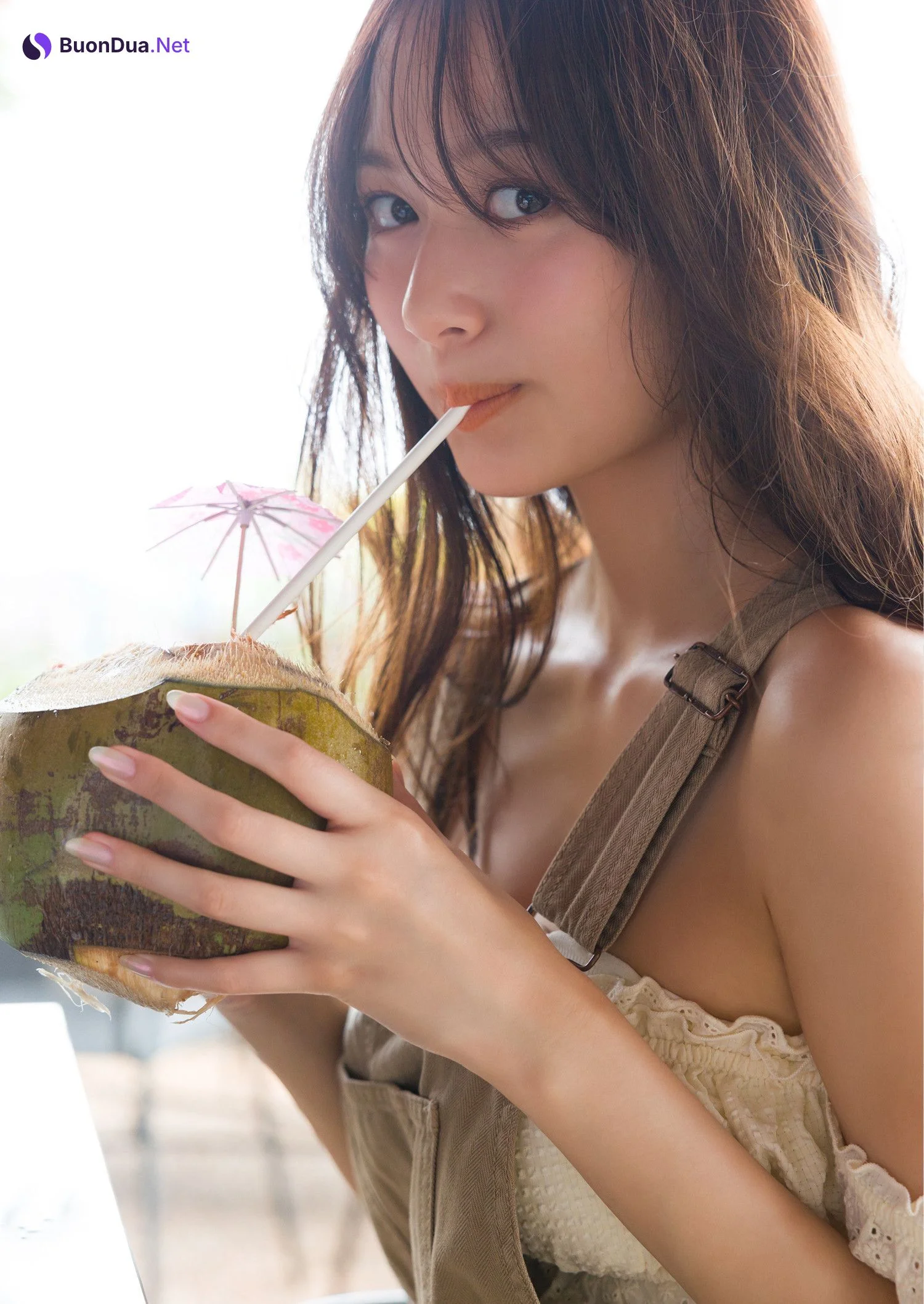Shiori Kato 加藤栞, Young Jump 2025 No.02 (ヤングジャンプ 2025年2号) - Photo 10