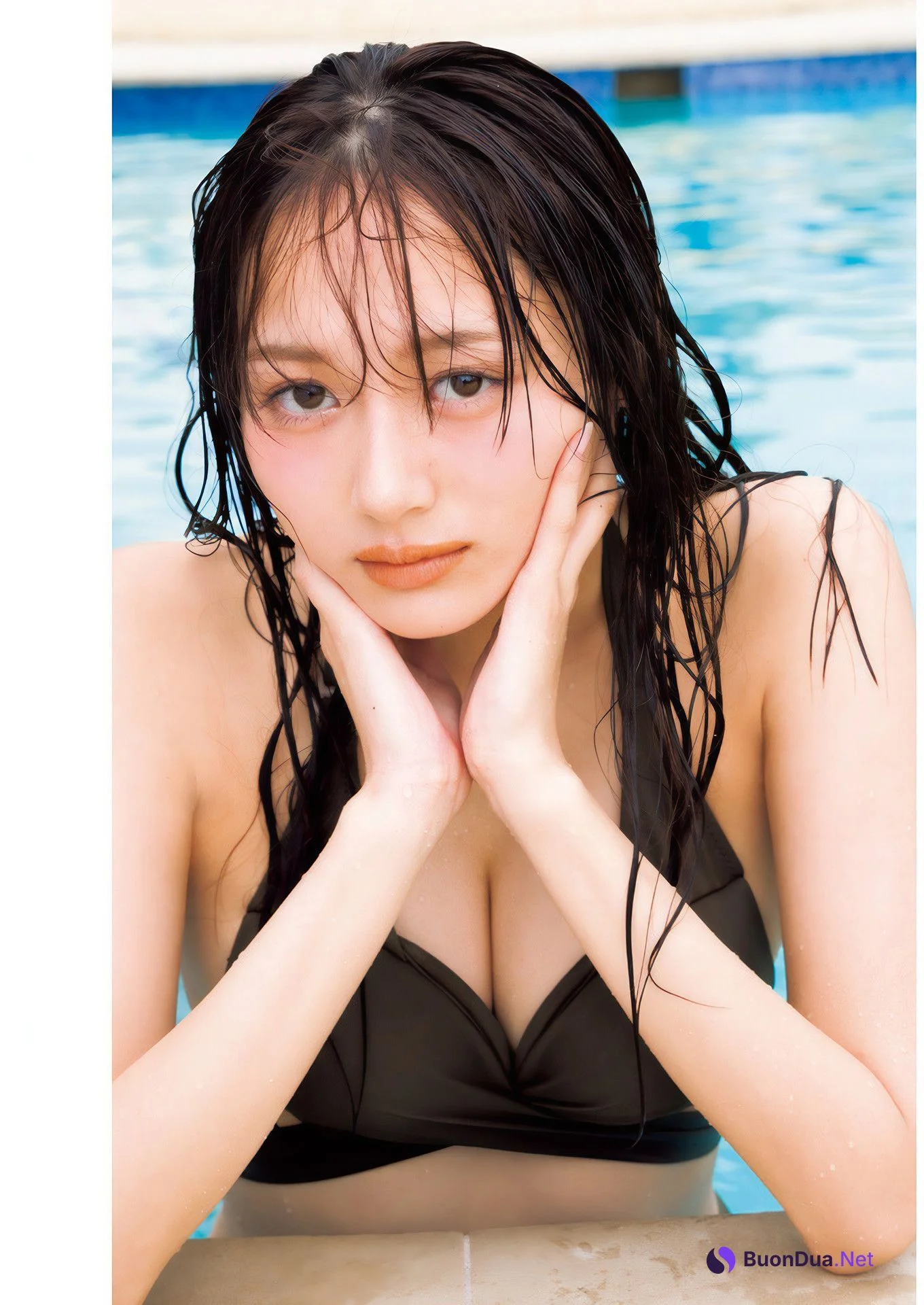 Shiori Kato 加藤栞, Young Jump 2025 No.02 (ヤングジャンプ 2025年2号) - Photo 7
