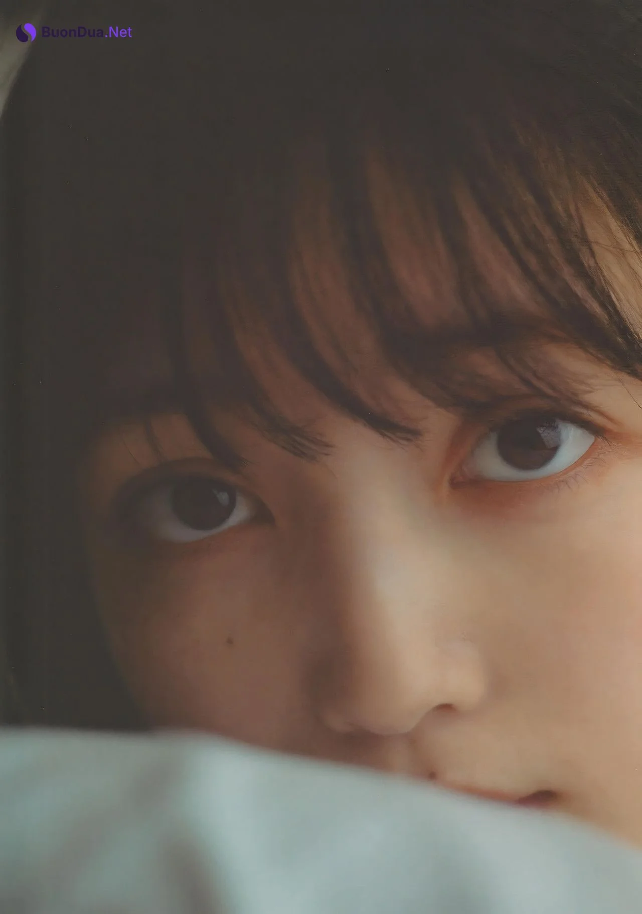 Shiori Kubo 久保史緒里, 1st写真集 [交差点] Set.01 - Photo 10