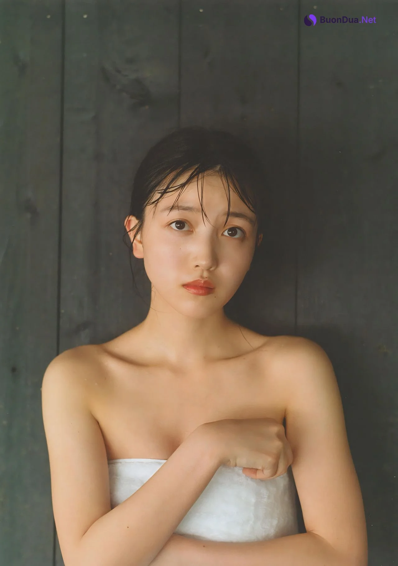 Shiori Kubo 久保史緒里, 1st写真集 [交差点] Set.01 - Photo 19