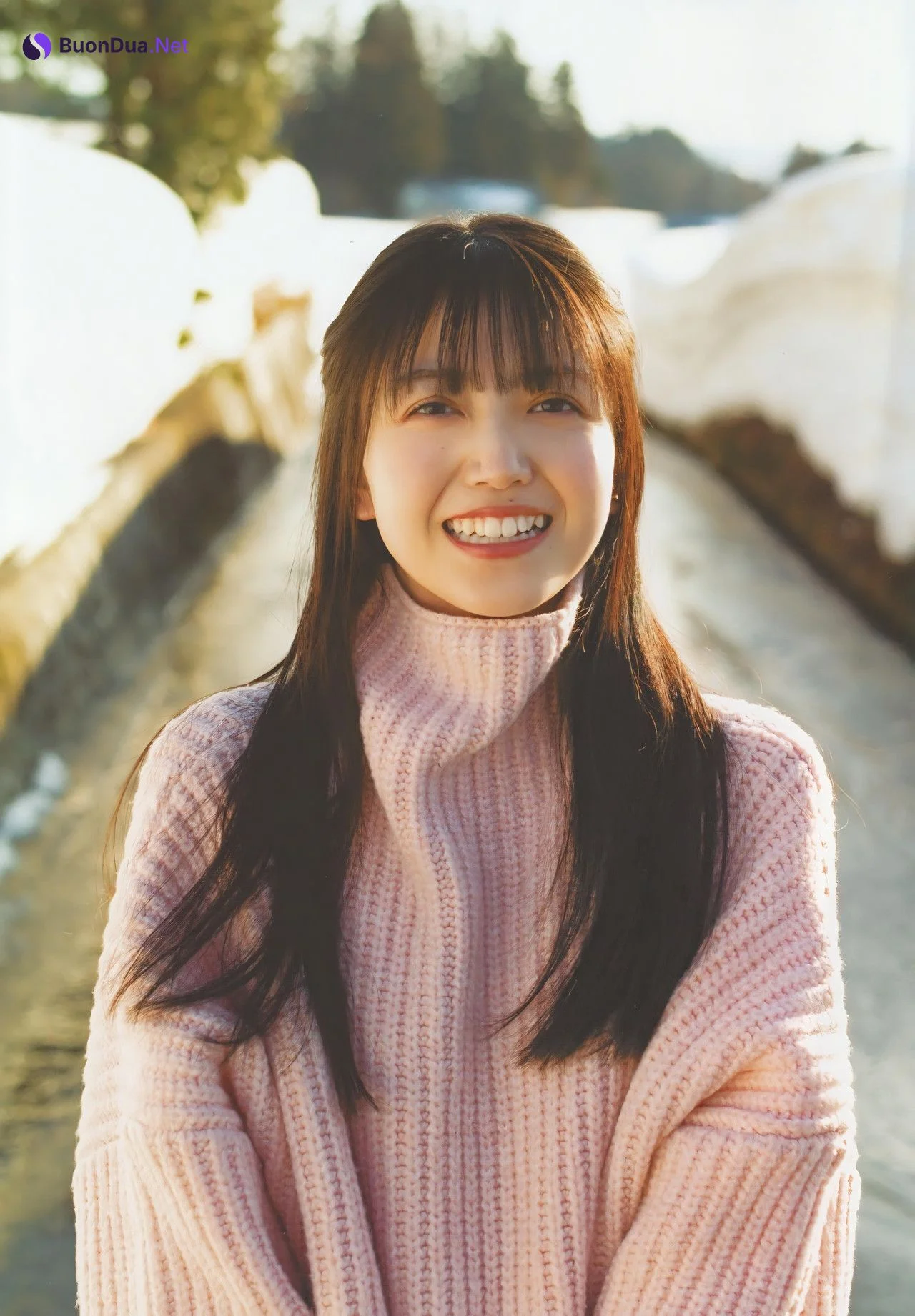 Shiori Kubo 久保史緒里, 1st写真集 [交差点] Set.01 - Photo 5