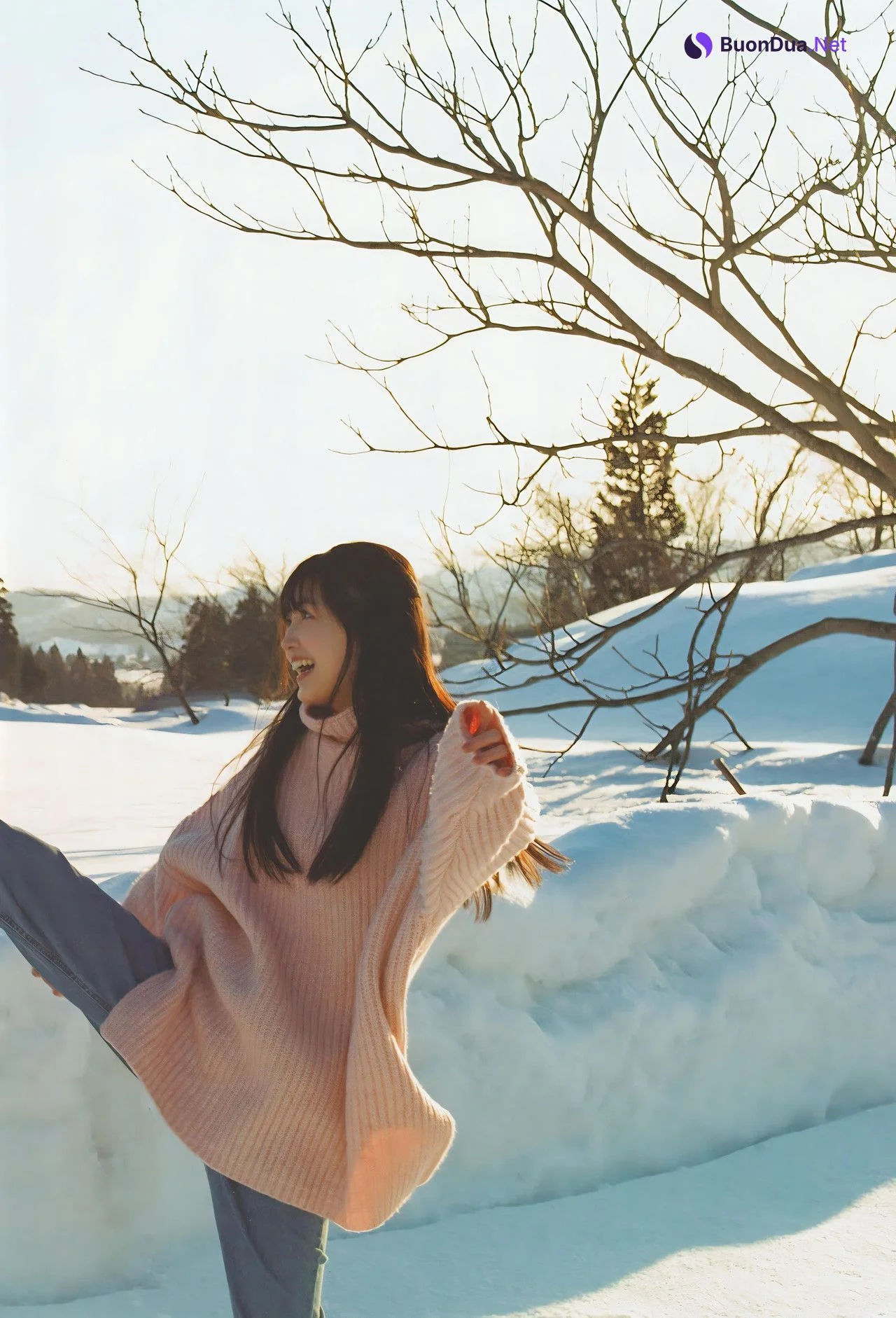 Shiori Kubo 久保史緒里, 1st写真集 [交差点] Set.01 - Photo 9