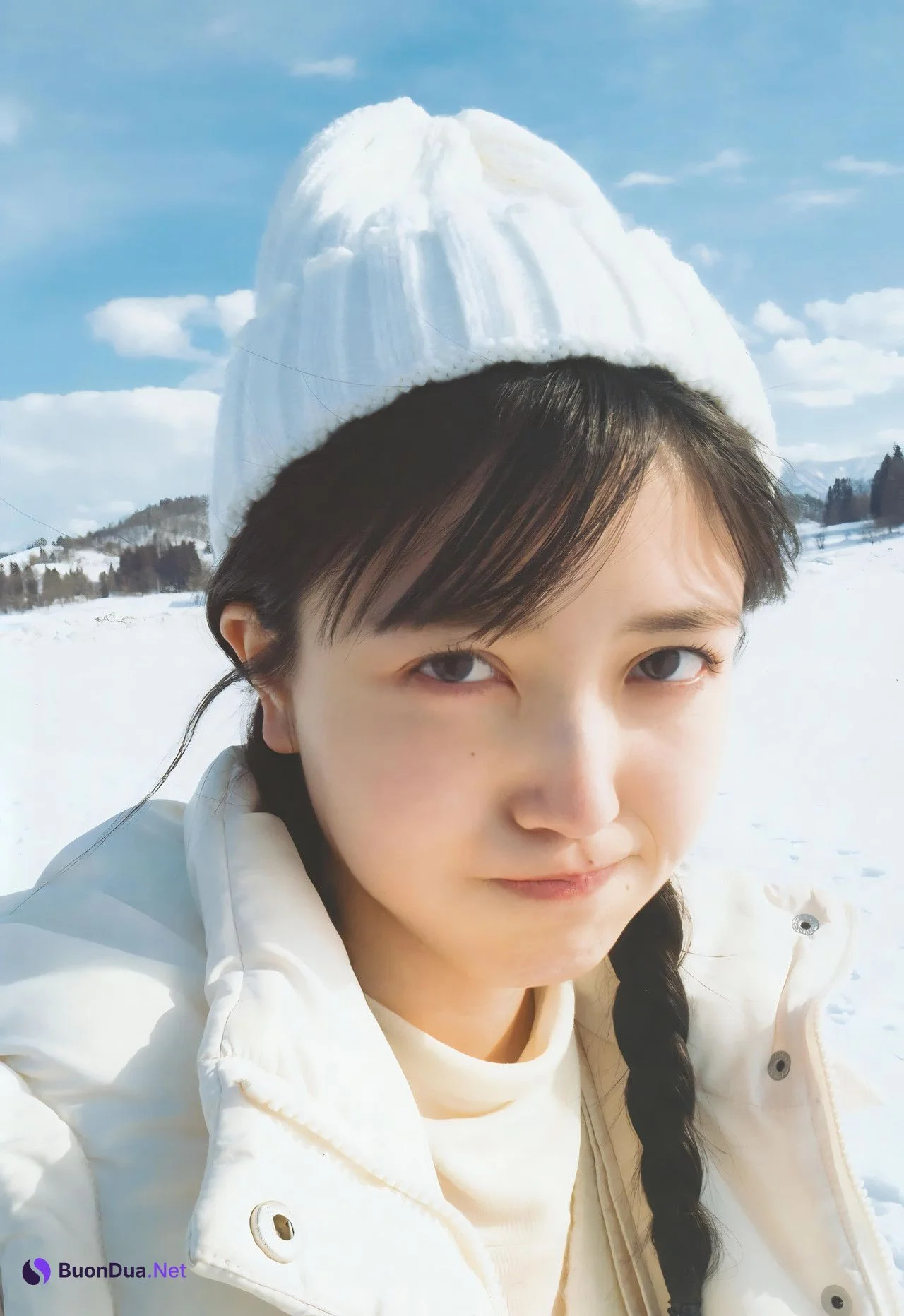 Shiori Kubo 久保史緒里, 1st写真集 [交差点] Set.03 - Photo 4