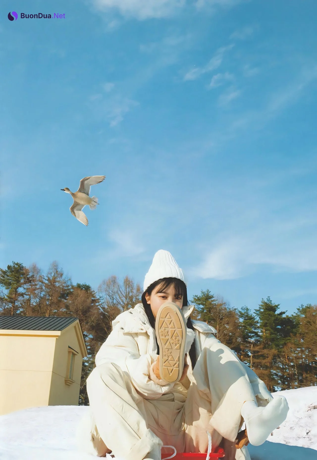 Shiori Kubo 久保史緒里, 1st写真集 [交差点] Set.03 - Photo 6