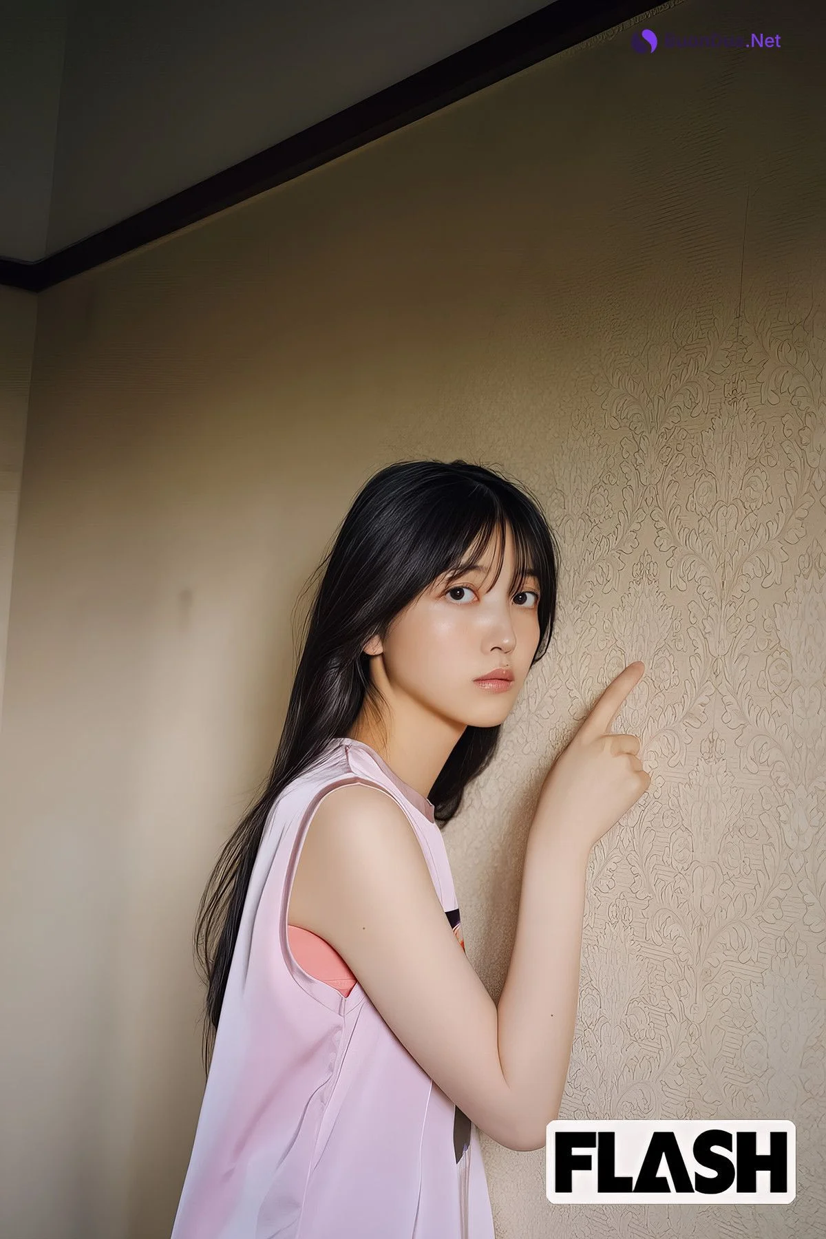 Shiori Kubo 久保史緒里, FLASH 2024.11.19 (フラッシュ 2024年11月19日号) - Photo 17