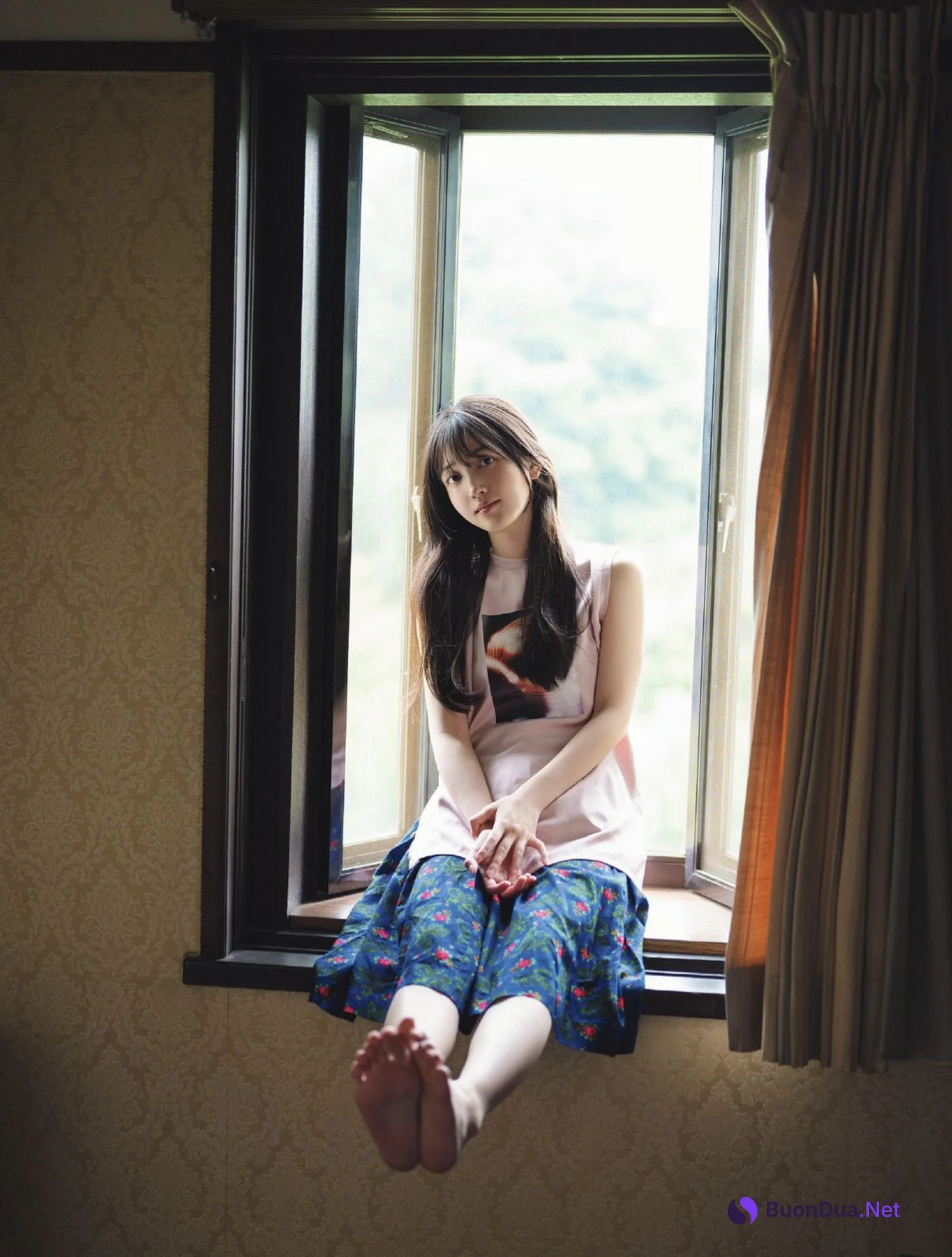 Shiori Kubo 久保史緒里, FLASH 2024.11.19 (フラッシュ 2024年11月19日号) - Photo 4