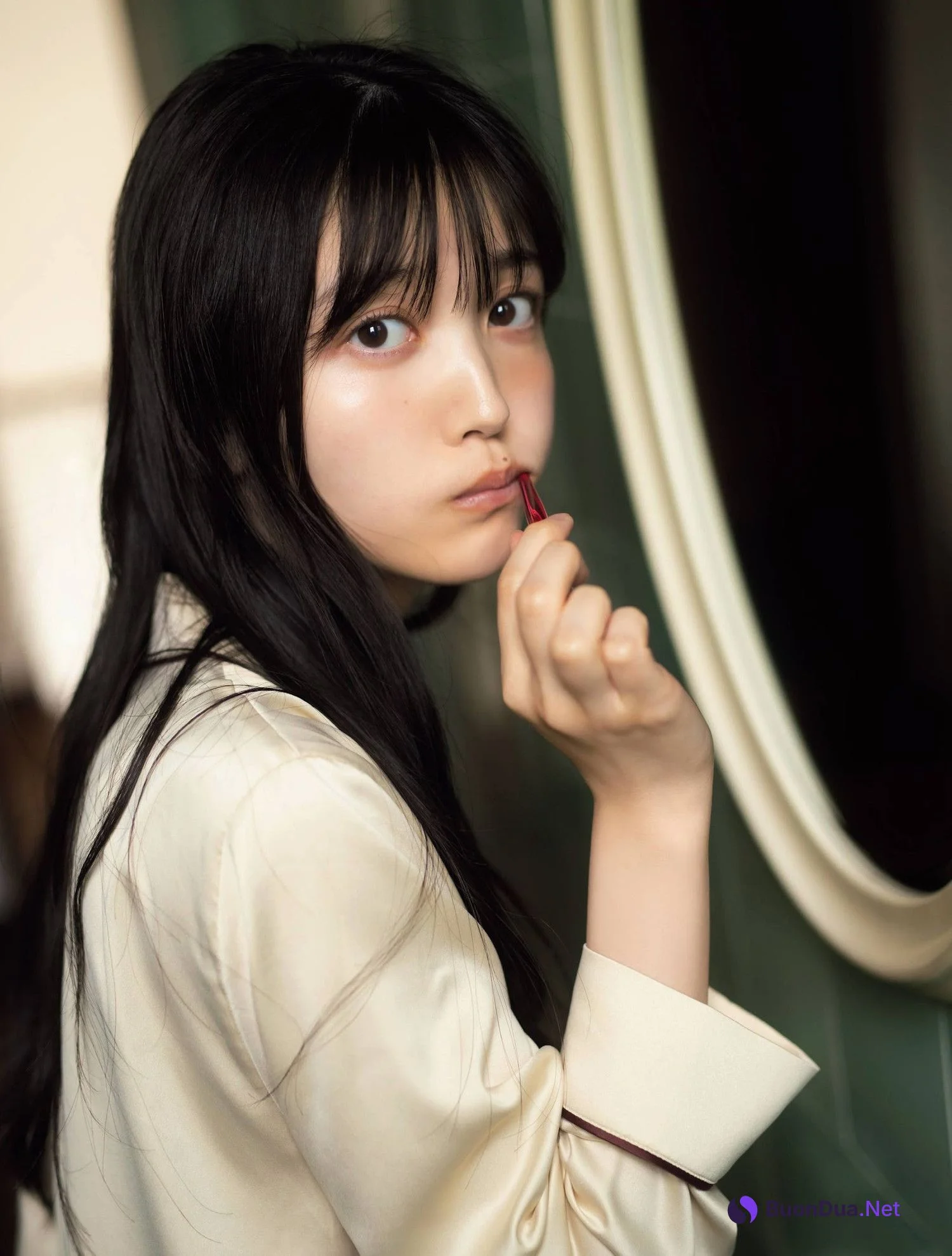 Shiori Kubo 久保史緒里, Platinum Flash 2022 Vol.18 - Photo 11