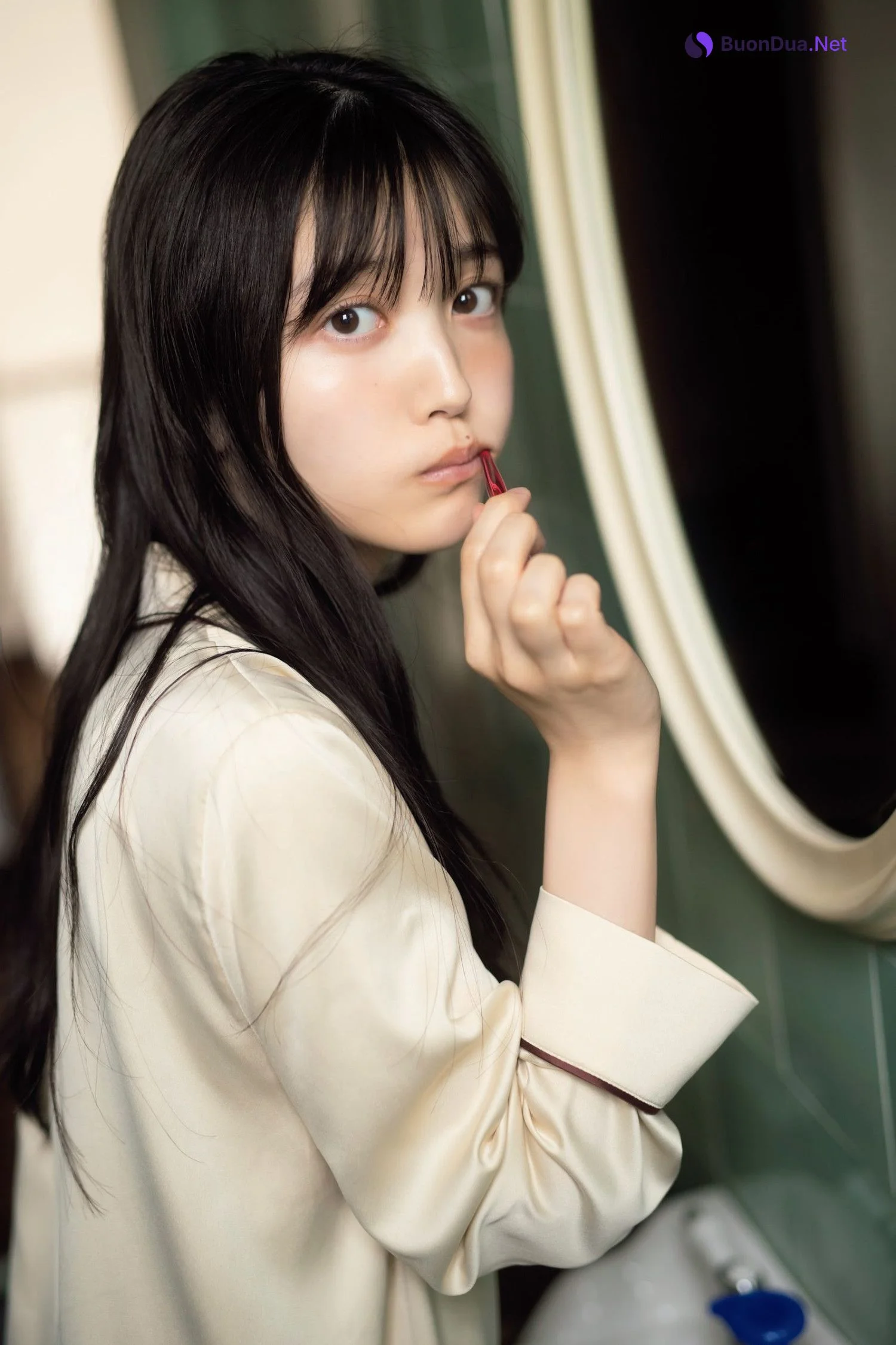 Shiori Kubo 久保史緒里, Platinum Flash 2022 Vol.18 - Photo 16