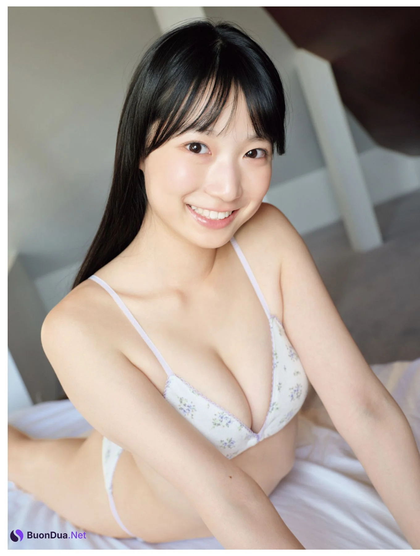 Shiori Momota 百田汐里, FLASH 2025.07.22 (フラッシュ 2025年7月22日号) - Photo 3
