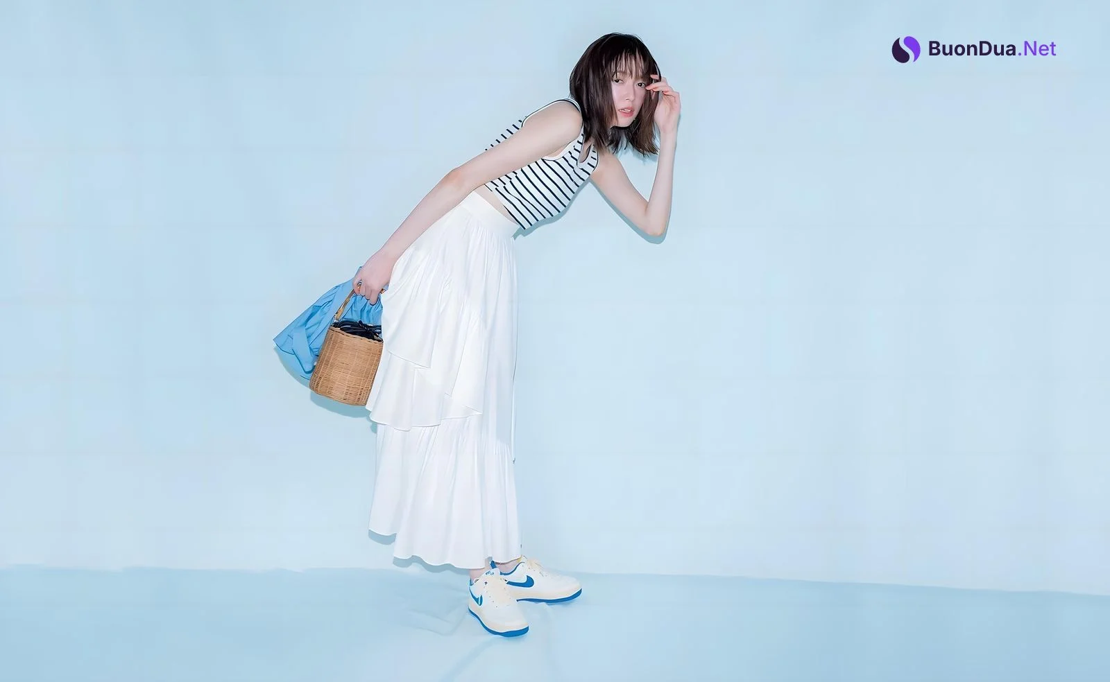 Shiori Sato 佐藤栞里, aR (アール) Magazine 2023.07 - Photo 18