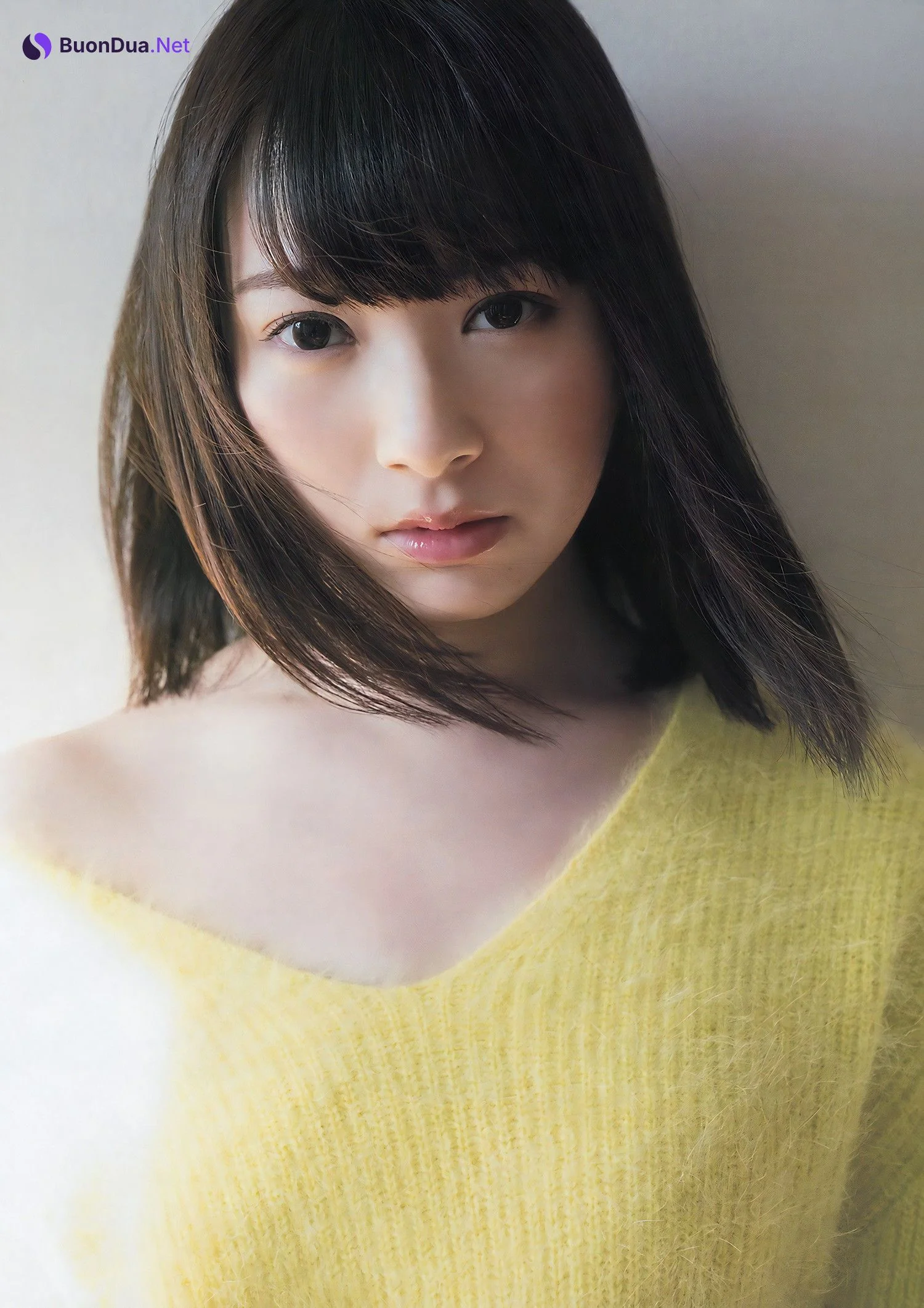 Shiori Sato 佐藤詩織, Big Comic Spirits 2017 No.07 (ビッグコミックスピリッツ 2017年7号) - Photo 3