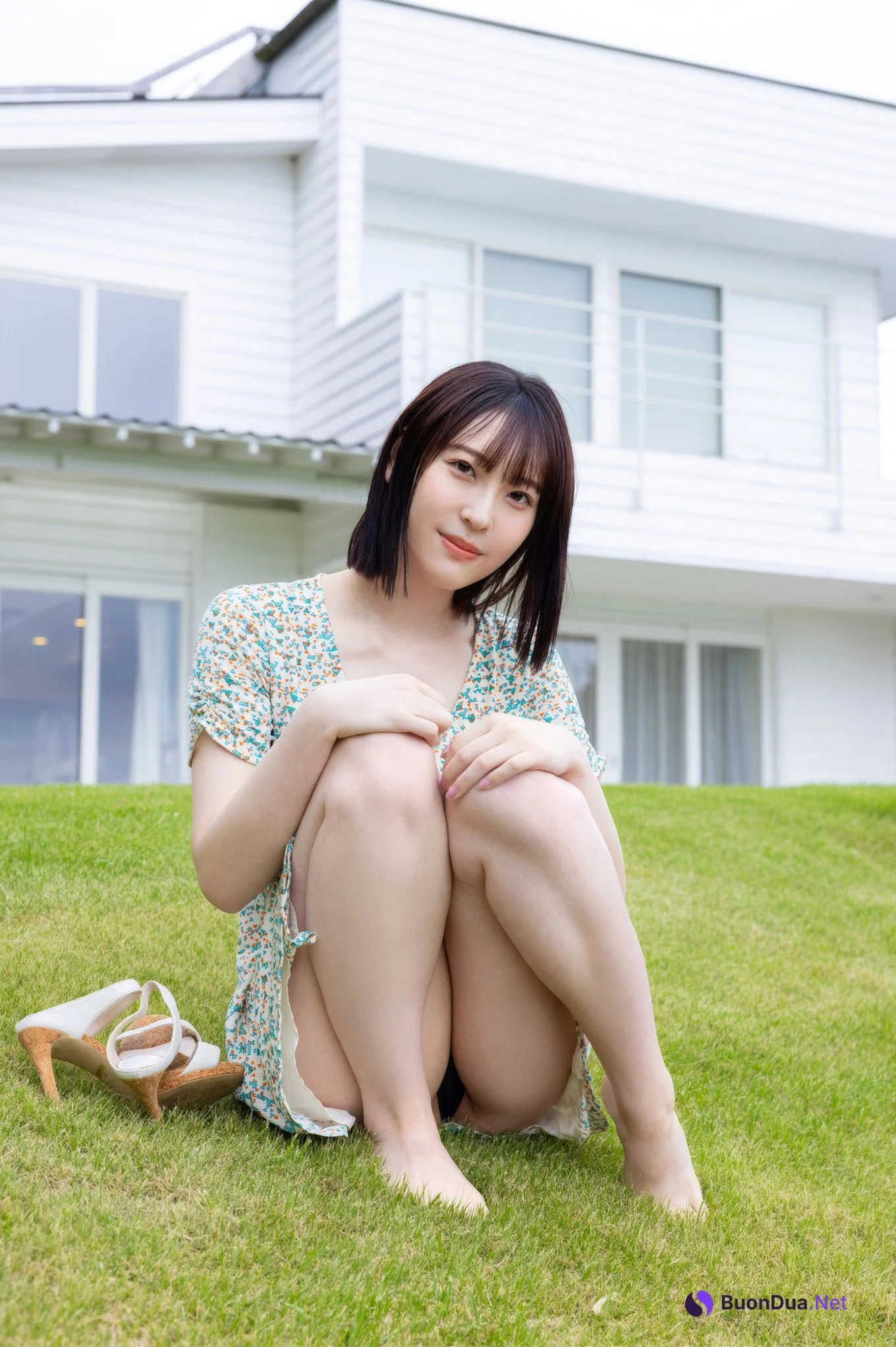 Shizuha Takimoto 瀧本雫葉, プレステージ出版 写真集 「NATURALLY」 Set.01 - Photo 2