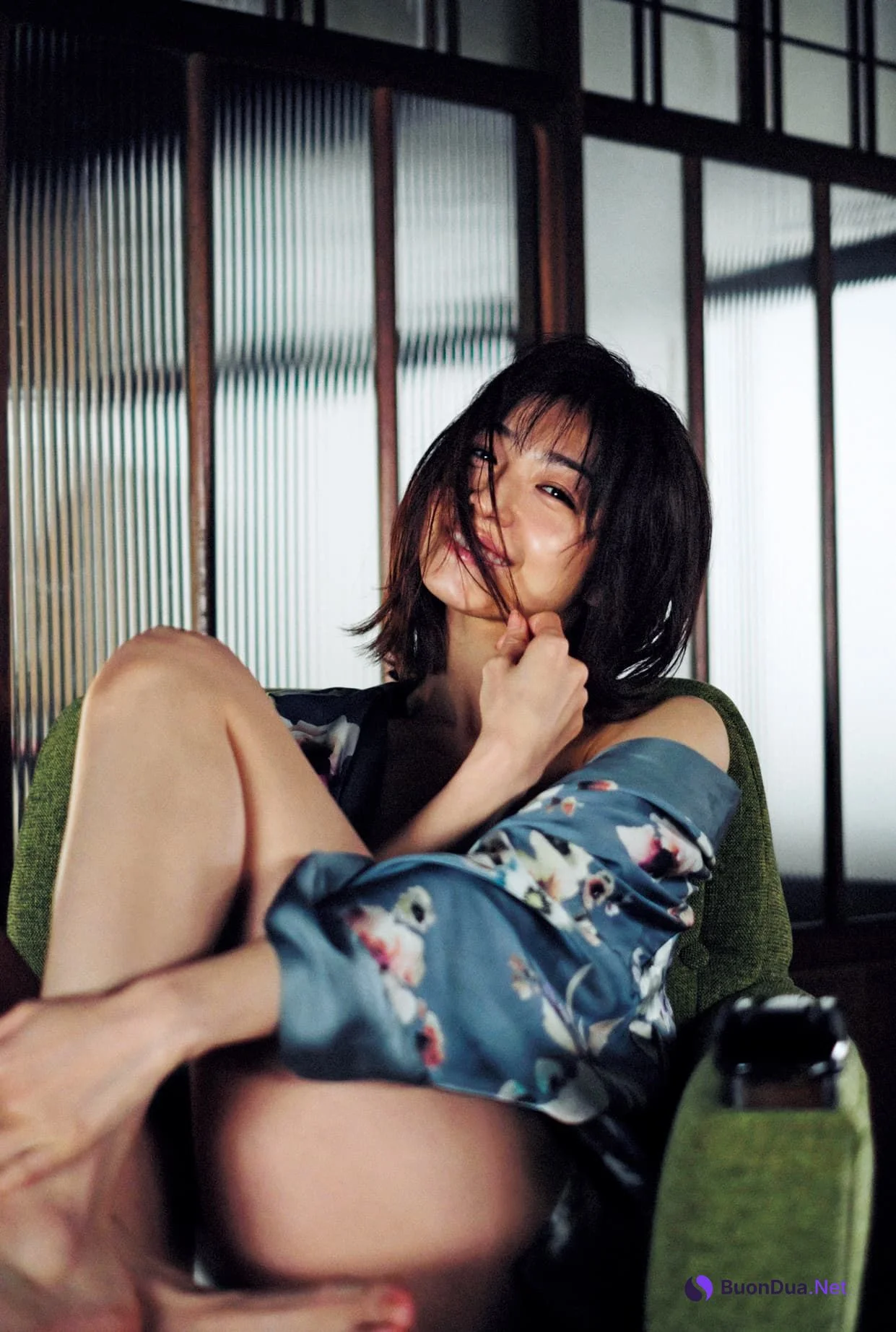 Shizuka Nakamura 中村静香, FRIDAY Digital 2022.03.25 (フライデー 2022年3月25日号) - Photo 2