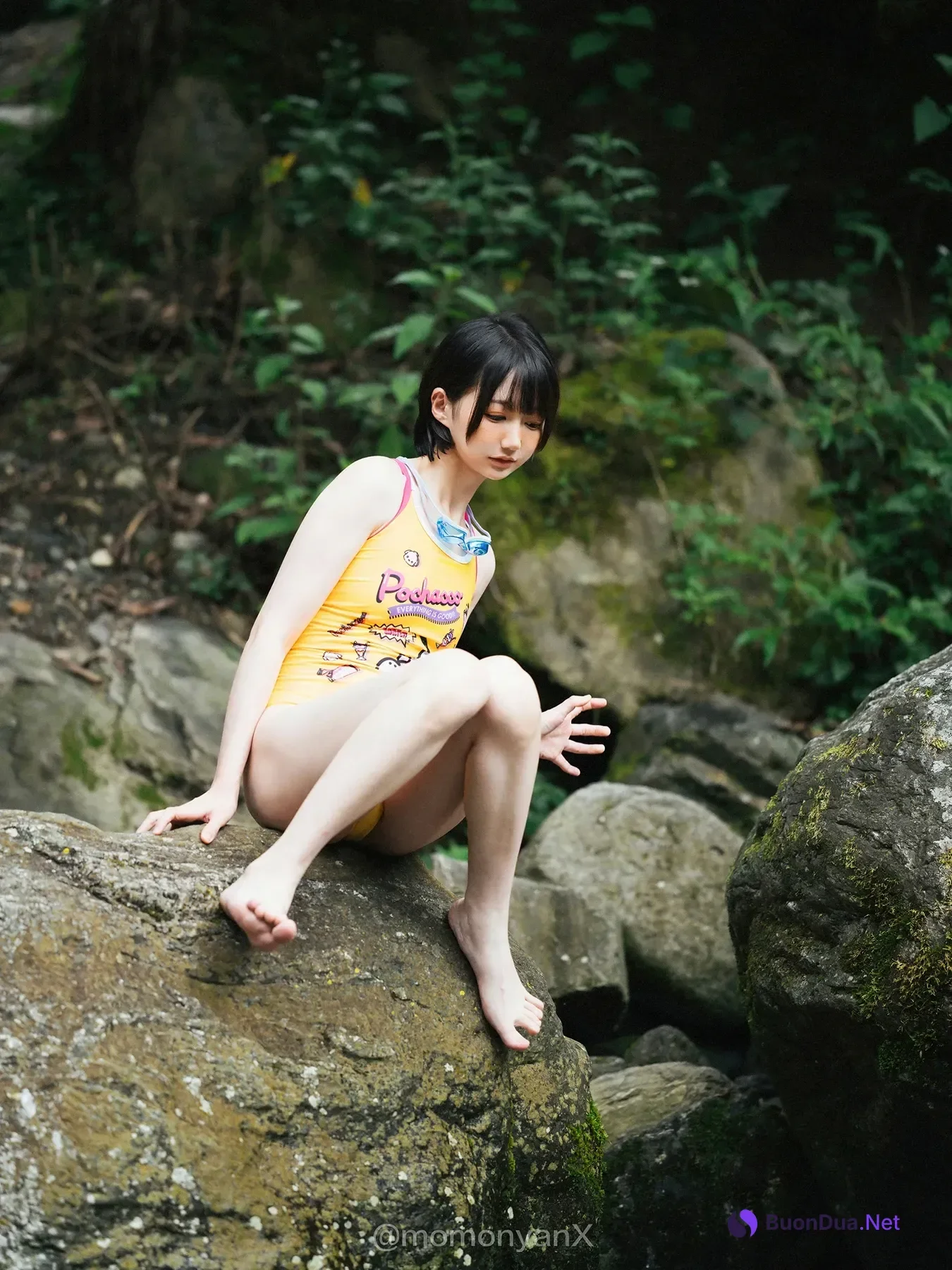 Shizuku しずく, 写真集 Fantia 原魔物喵 「夏の小川」 Set.01 - Photo 2