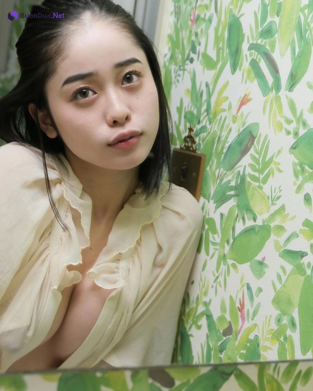 Shizuku Taiyou 太陽しずく, Young King 2019.10.21 No.20 (ヤングキング 2019年20号) - รูปภาพ 15