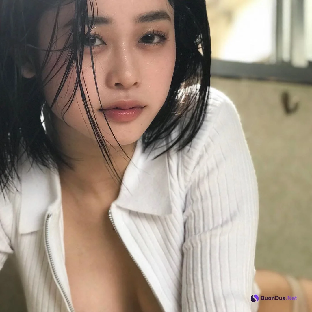 Shizuku Taiyou 太陽しずく, Young King 2019.10.21 No.20 (ヤングキング 2019年20号) - รูปภาพ 17