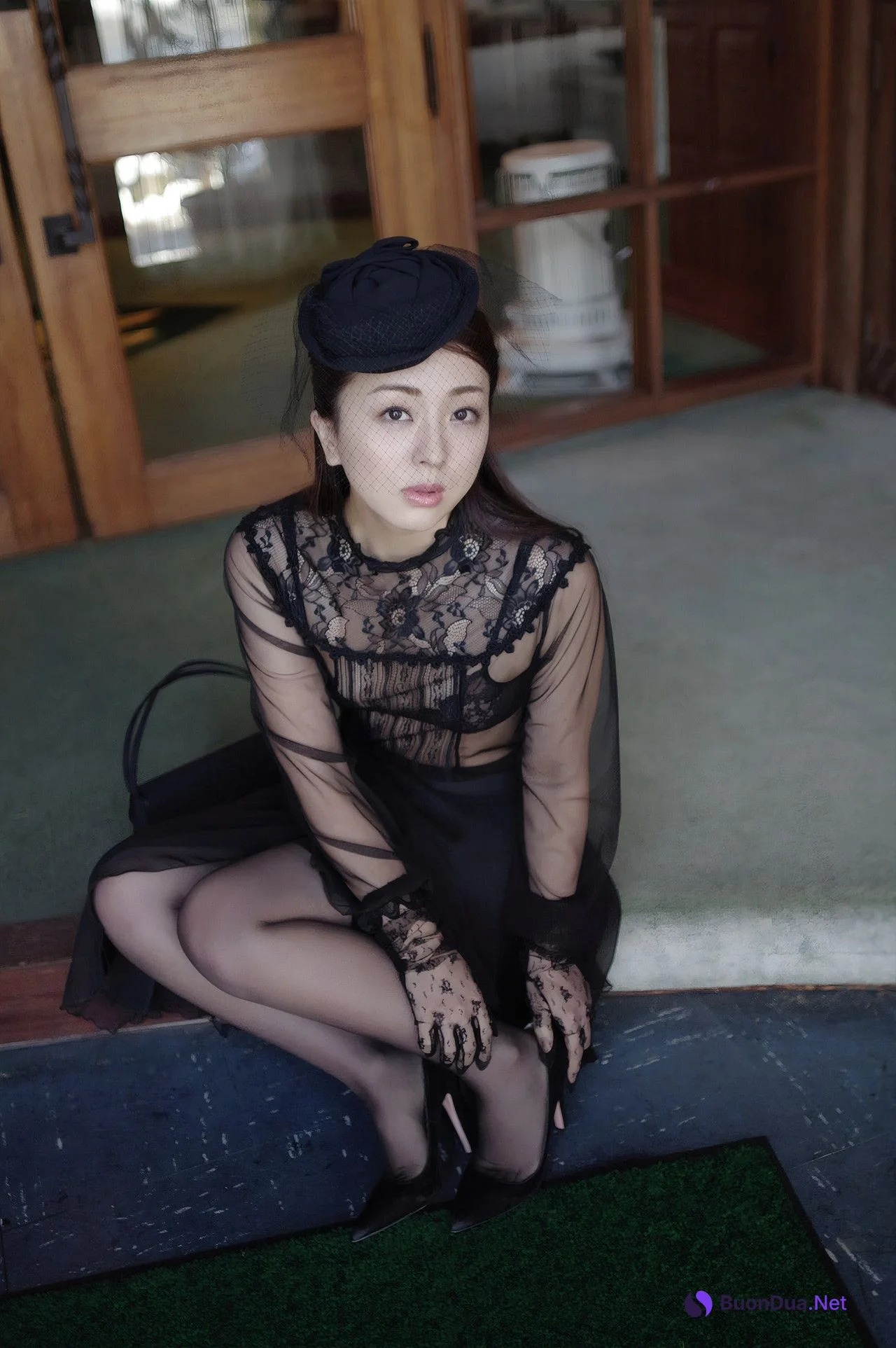 Shoko 祥子, 週刊現代デジタル写真集 謎の青春美女 「最期の旅」 Set.03 - Photo 2