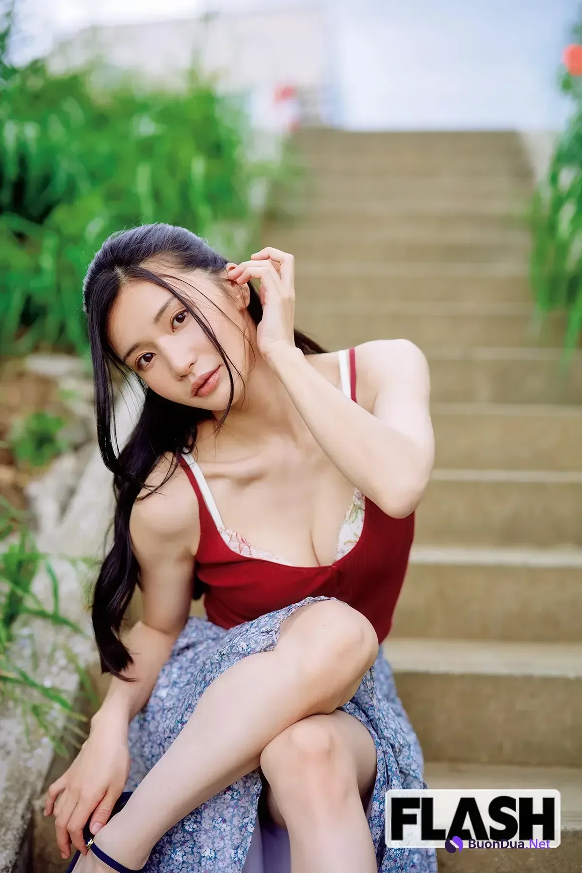 Shoko Takahashi 高橋しょう子, FLASH 2025.10.14 (フラッシュ 2025年10月14日号) - Photo 11