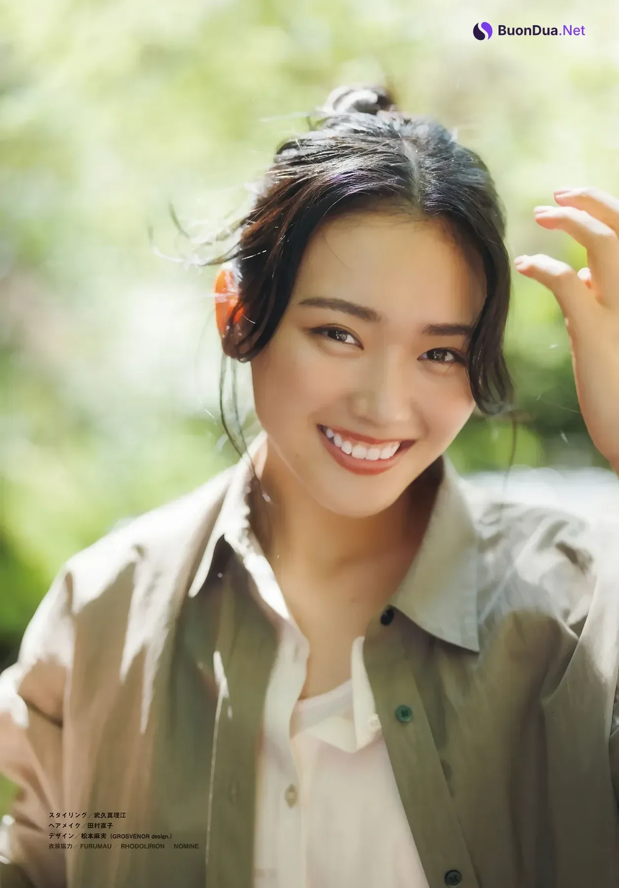 山﨑天・小島凪紗・佐藤愛桜, Shonen Magazine 2026 No.24 (週刊少年マガジン 2026年24号) - Photo 10