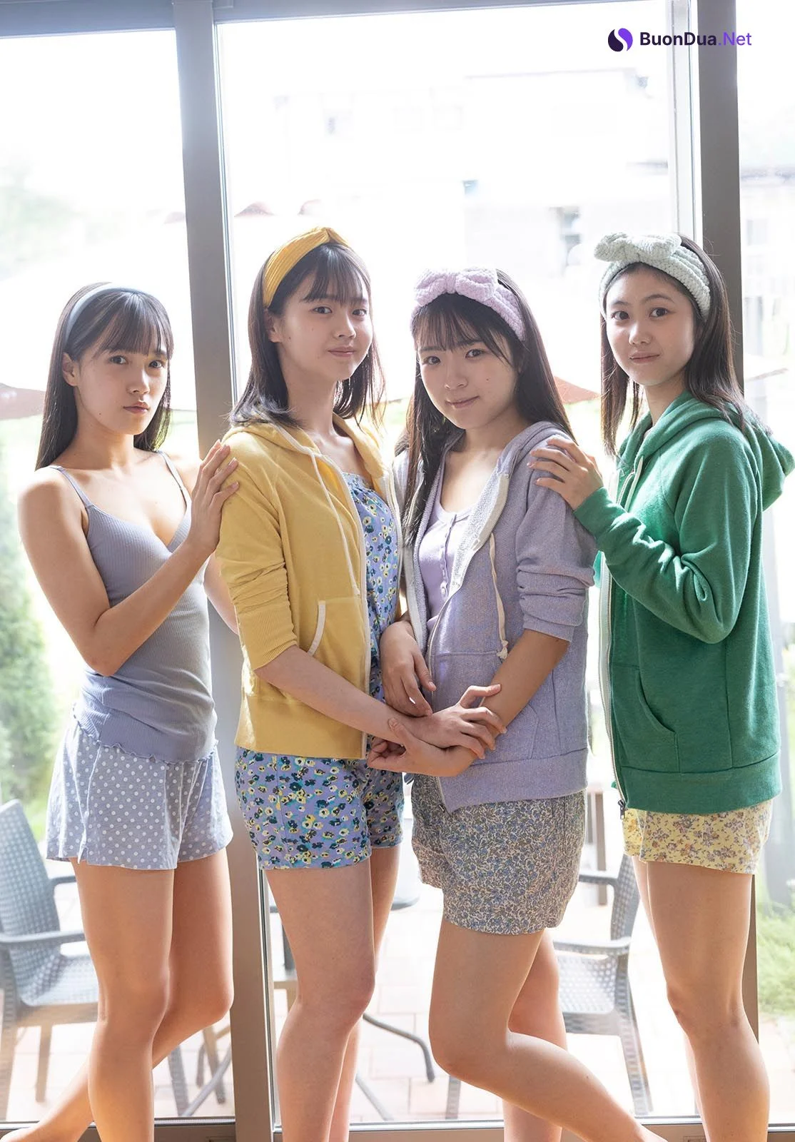 つばきファクトリー, Shonen Sunday 2023 No.20 (週刊少年サンデー 2023年20号) - Photo 14