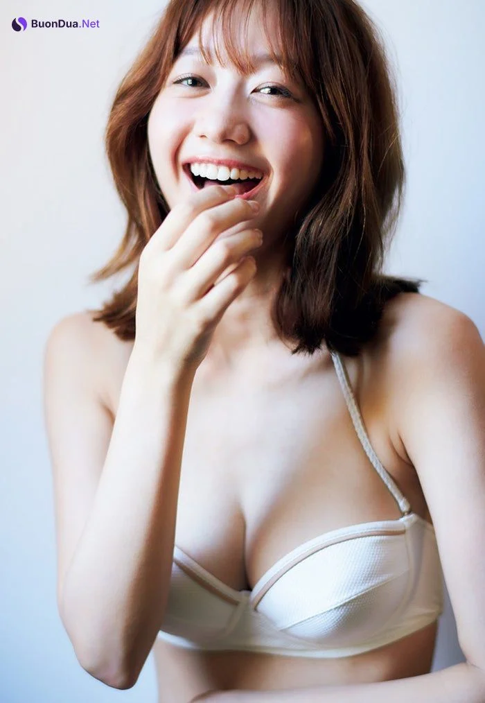 Shu Takada 高田秋, Weekly Playboy 2019 No.42 (週刊プレイボーイ 2019年42号) - Photo 9