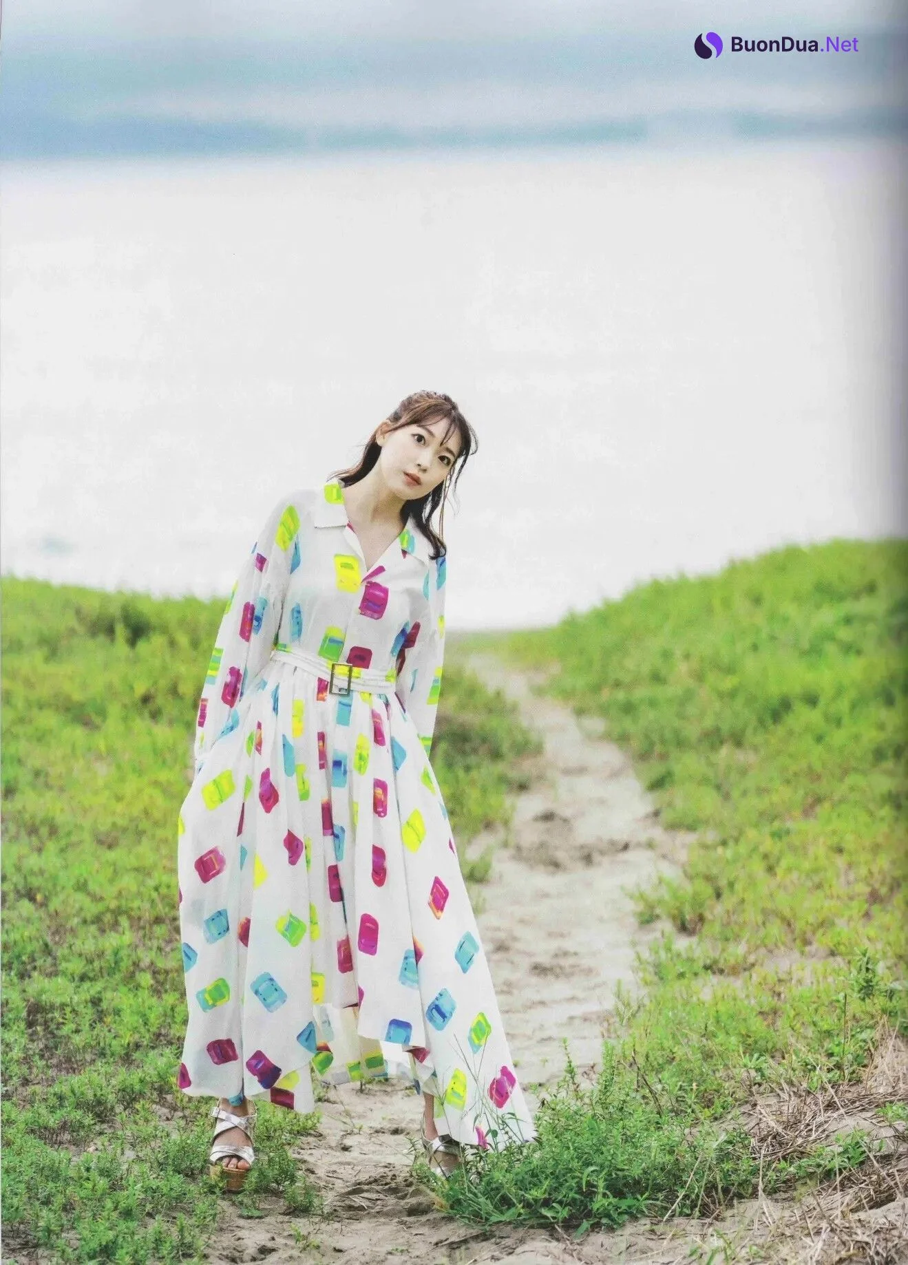 Shuka Saito 斉藤朱夏, B.L.T Graph 2020年12月号 Vol.60 - Photo 2