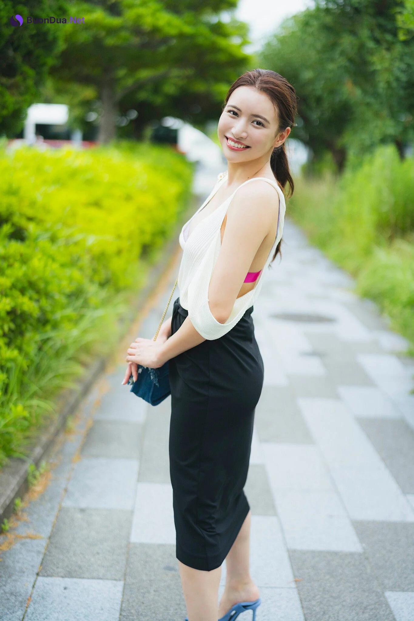 藤渡小百合・七嶋舞, Shukan Post 2024.10.04 (週刊ポスト 2024年10月4日号) - Photo 3