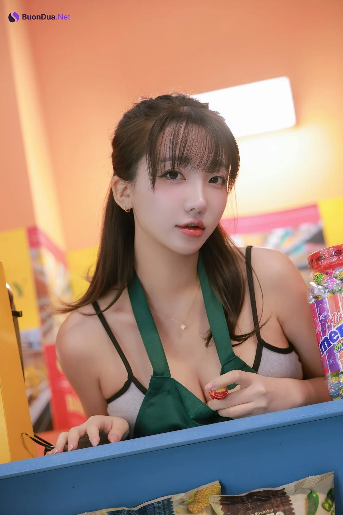 Son Ye-Eun (손예은) – Night Shift - 写真 11