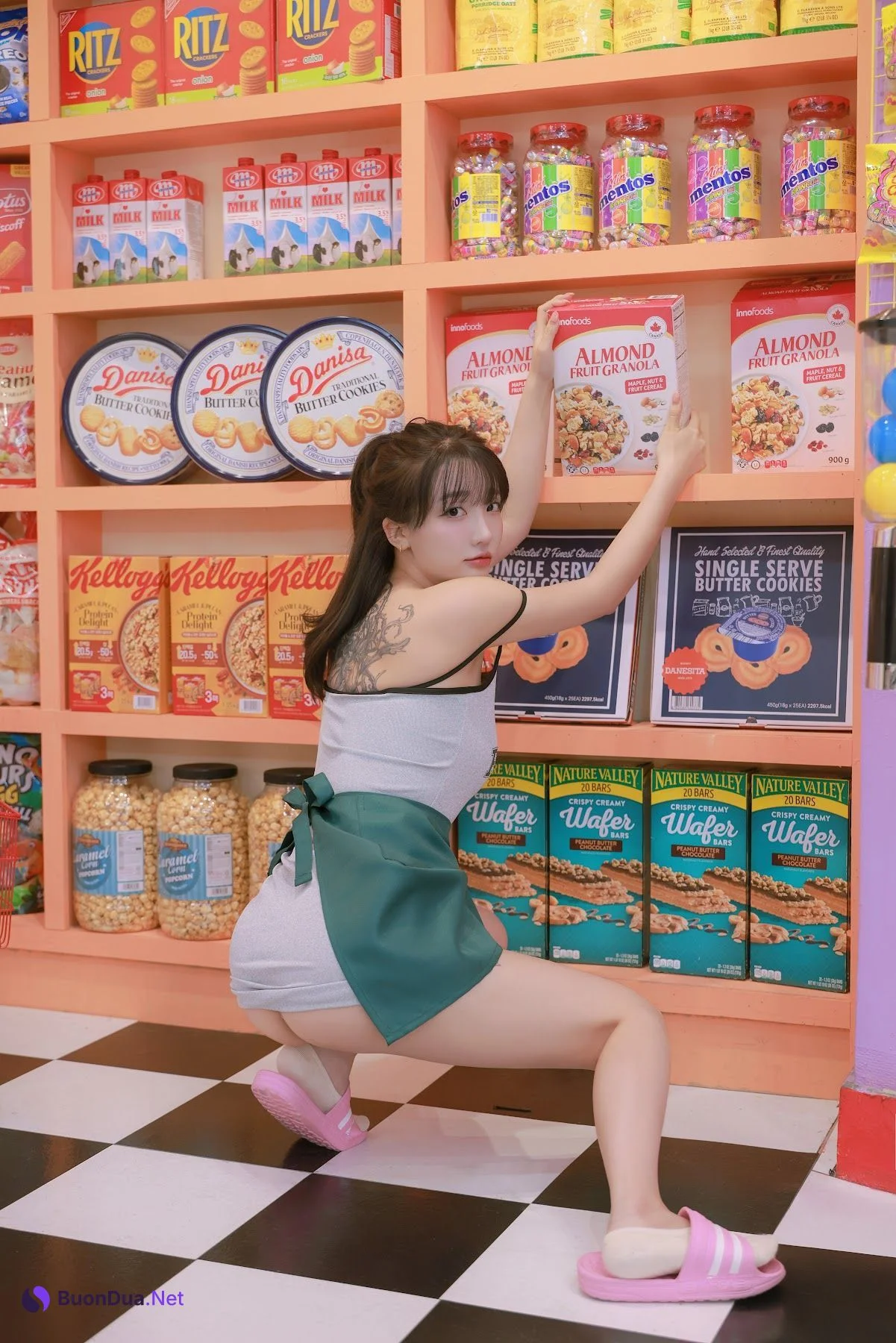 Son Ye-Eun (손예은) – Night Shift - 写真 37