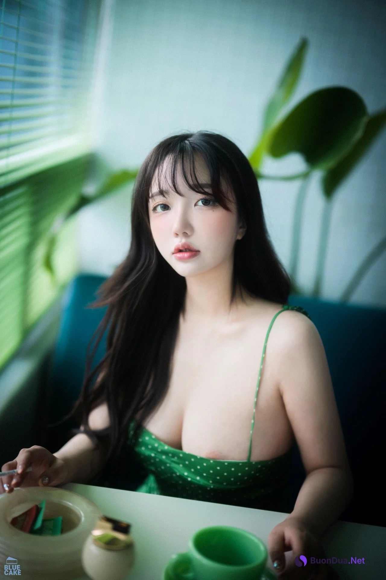 Son Yeeun 손예은, [BLUECAKE] Nothing RED - Photo 2