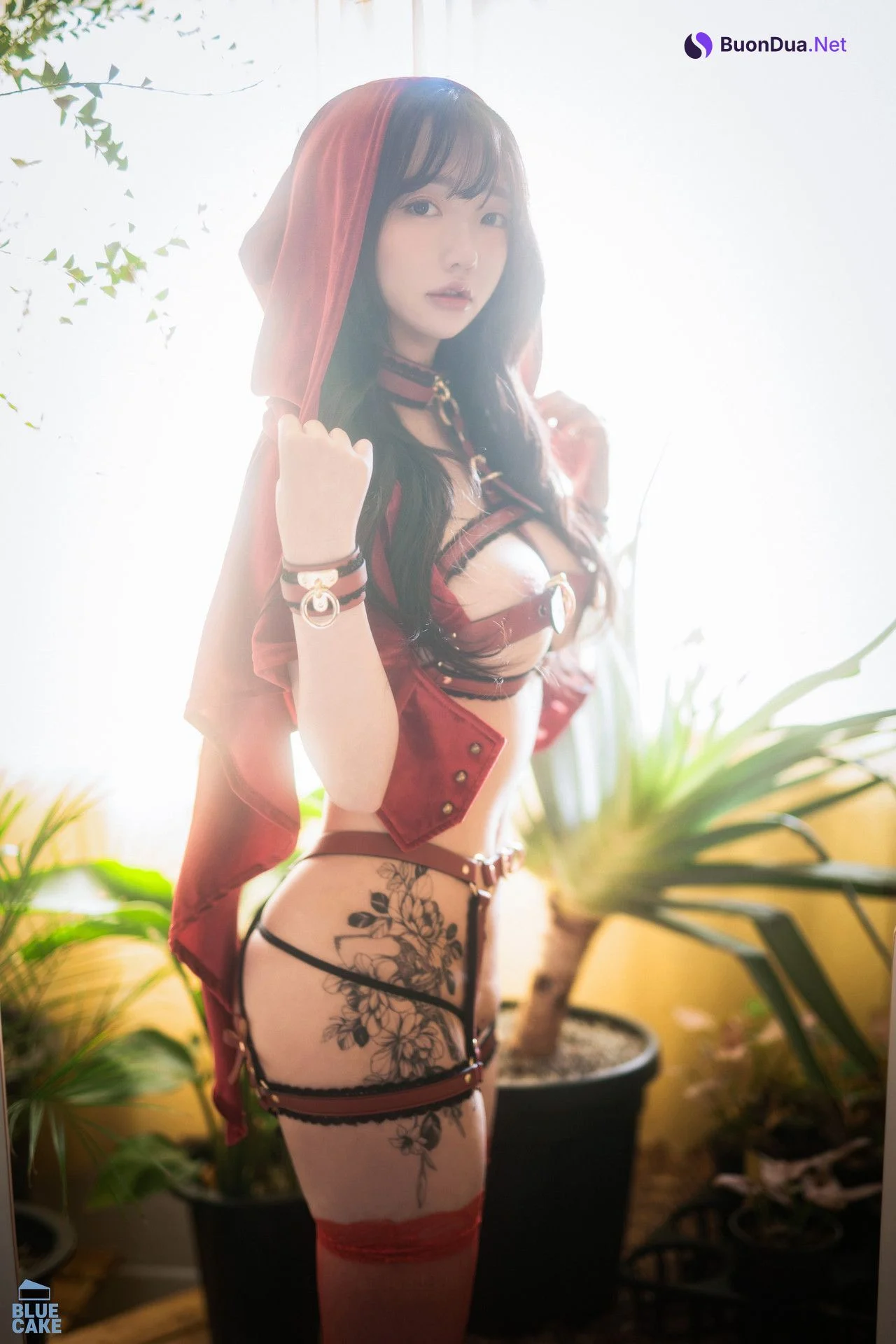 Son Yeeun 손예은, [BLUECAKE] REDHOOD SM – Set.01 - Photo 4