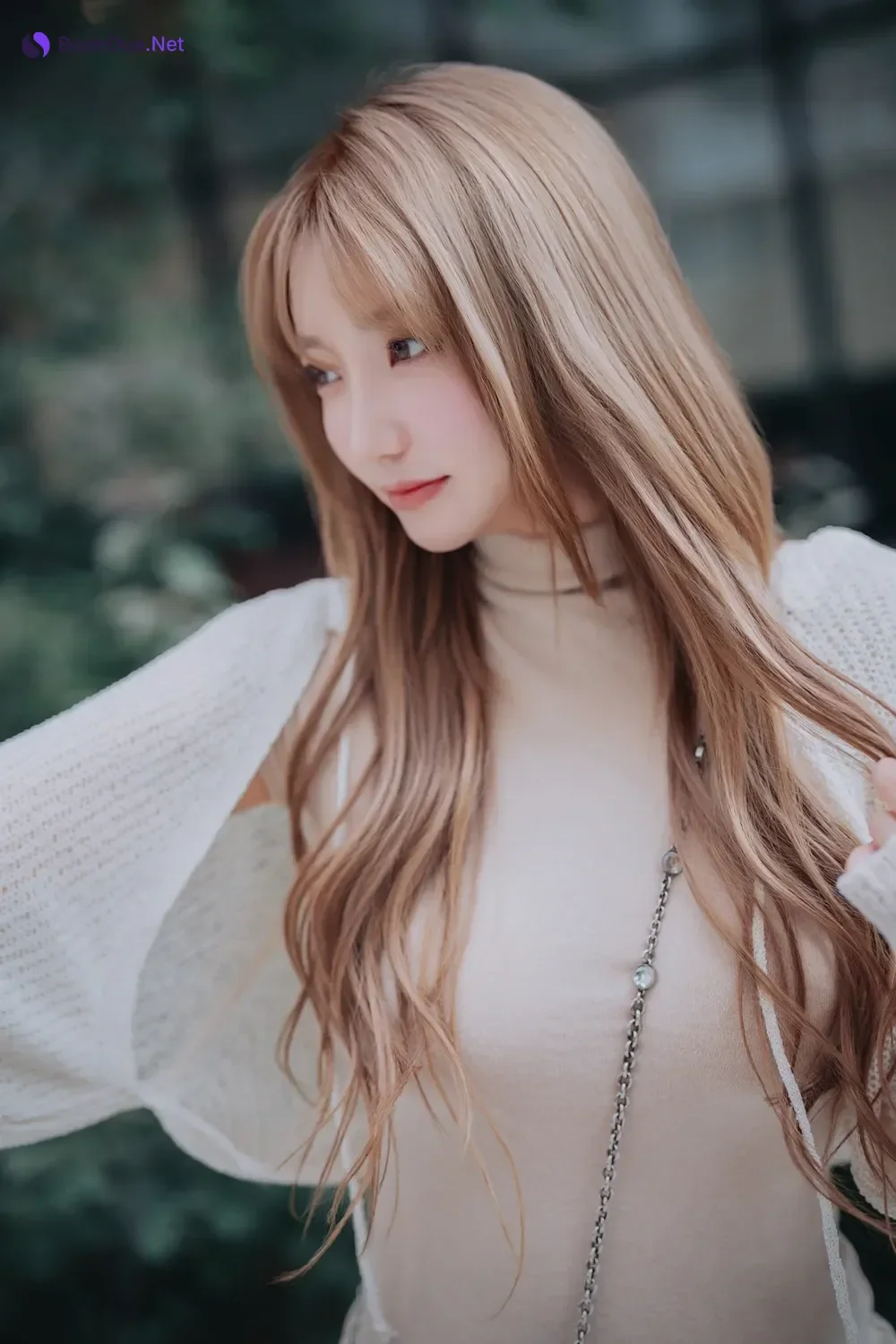 Son Yeeun 손예은, DJAWA 「Happy Solo Birthday」 Set.01 - Photo 11