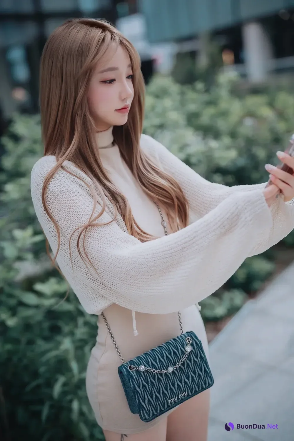 Son Yeeun 손예은, DJAWA 「Happy Solo Birthday」 Set.01 - Photo 4