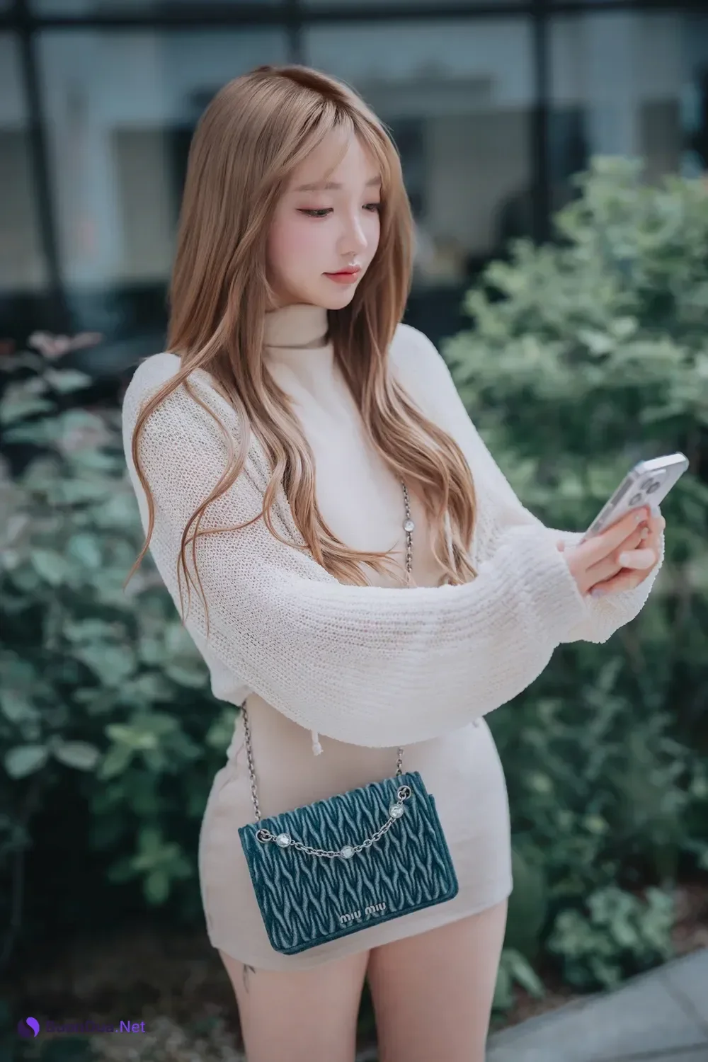 Son Yeeun 손예은, DJAWA 「Happy Solo Birthday」 Set.01 - Photo 5