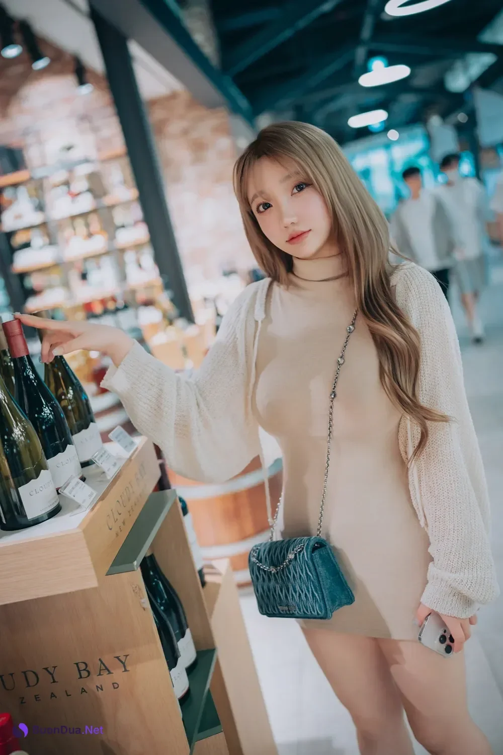 Son Yeeun 손예은, DJAWA 「Happy Solo Birthday」 Set.02 - Photo 7