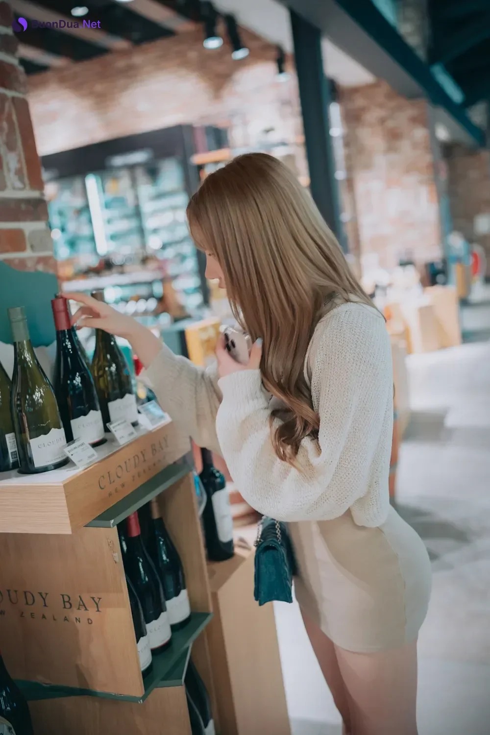 Son Yeeun 손예은, DJAWA 「Happy Solo Birthday」 Set.02 - Photo 8