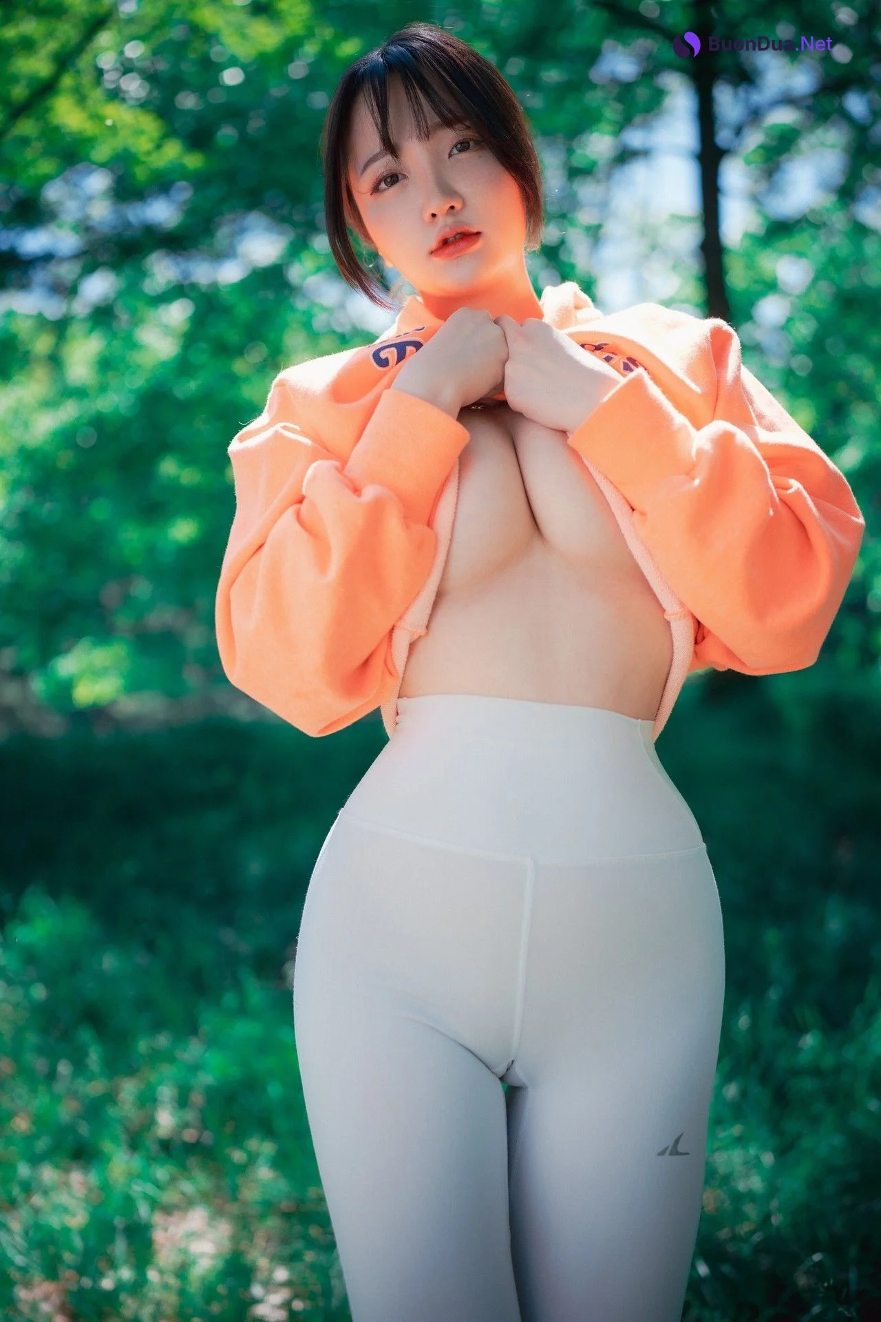 Son Yeeun 손예은, [DJAWA] Naughty Trekking Set.03 - Photo 2